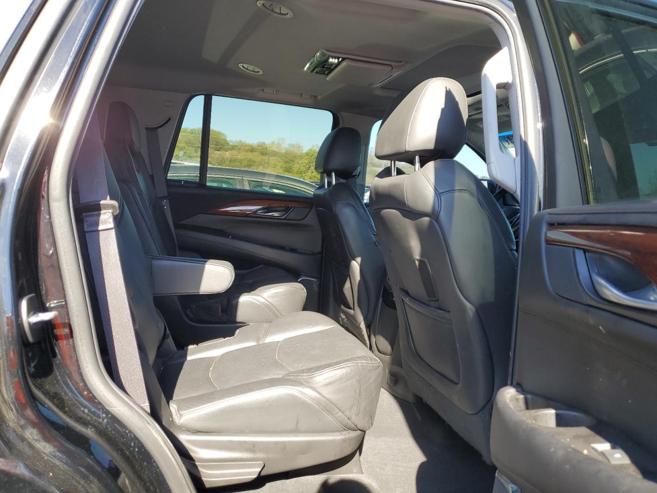 2015 Cadillac Escalade VIN 1GYS4NKJ4FR550932 Copart auction photo, rear end damage thumbnail 11