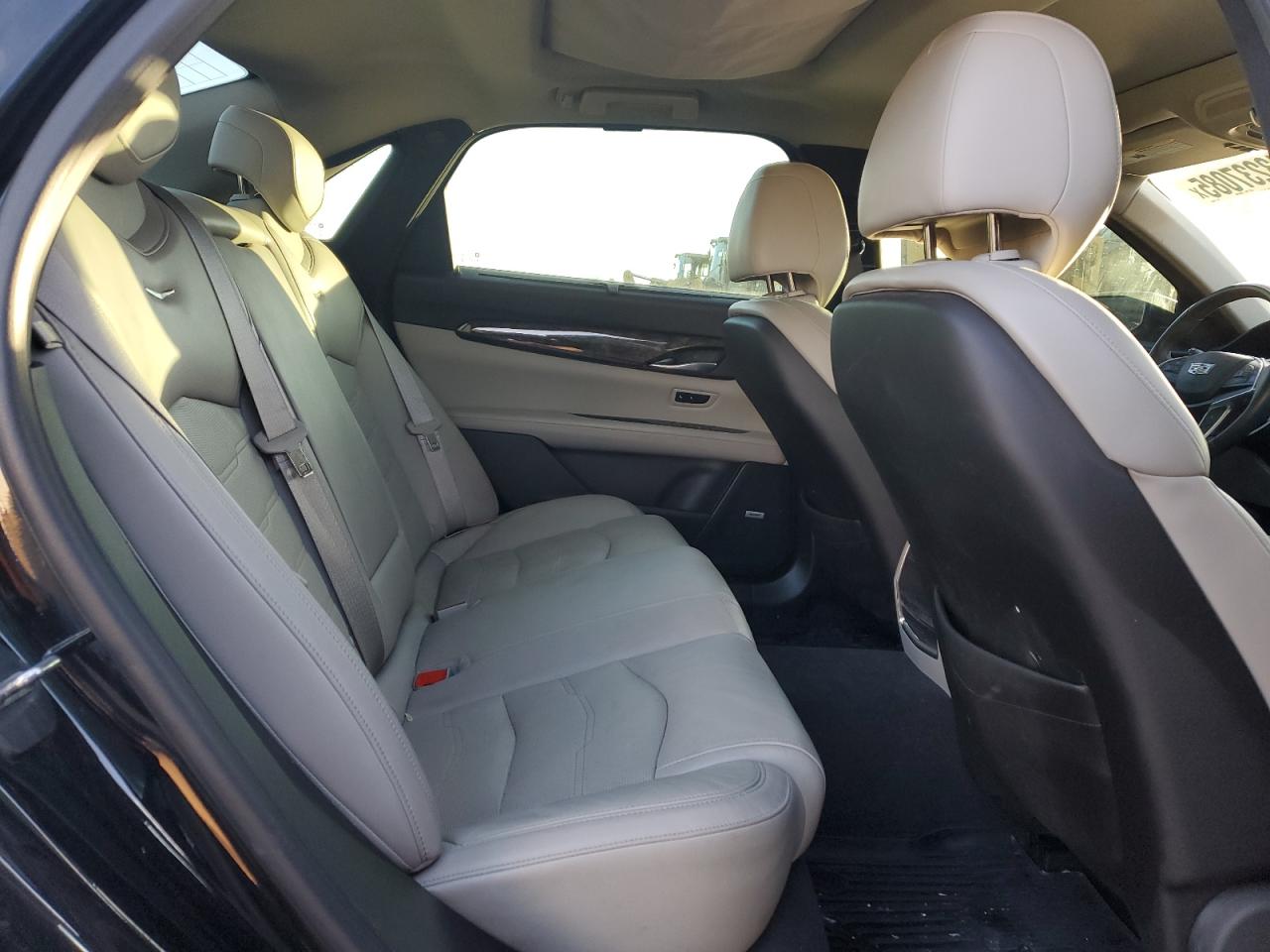 2017 Cadillac CT6 VIN 1G6KH5R6XHU193058 Copart auction photo, front end damage thumbnail 10