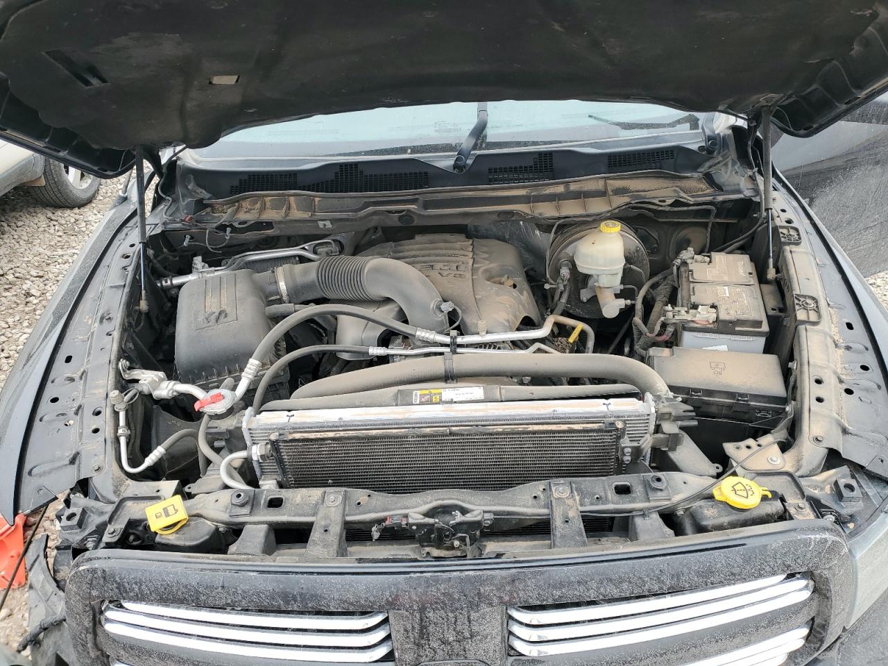 2016 RAM 1500 VIN 1C6RR7MT0GS176532 Copart auction photo, front end / side damage thumbnail 13