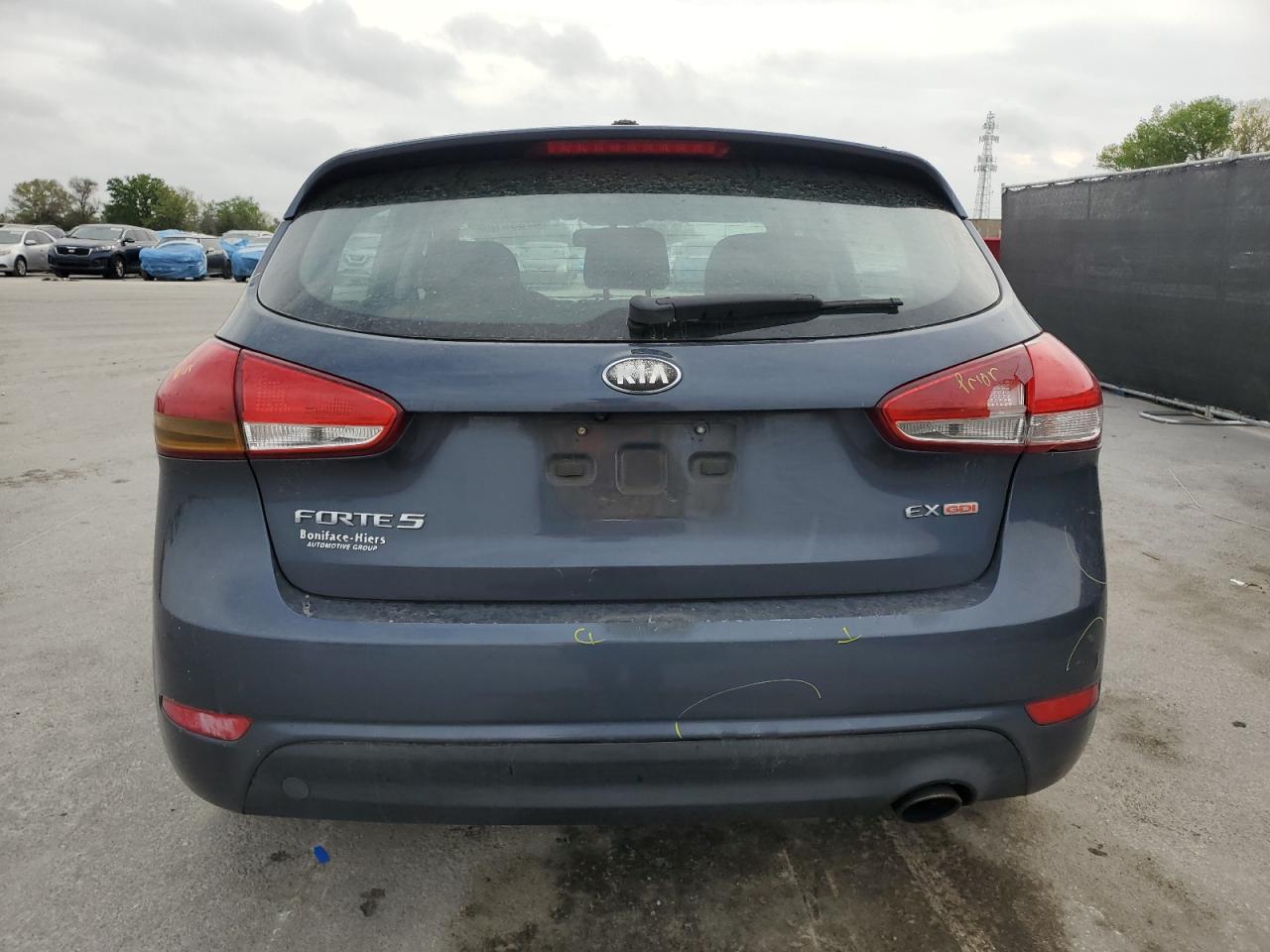 2015 KIA Forte VIN KNAFX5A88F5334471 Copart auction photo, front end / side damage thumbnail 6