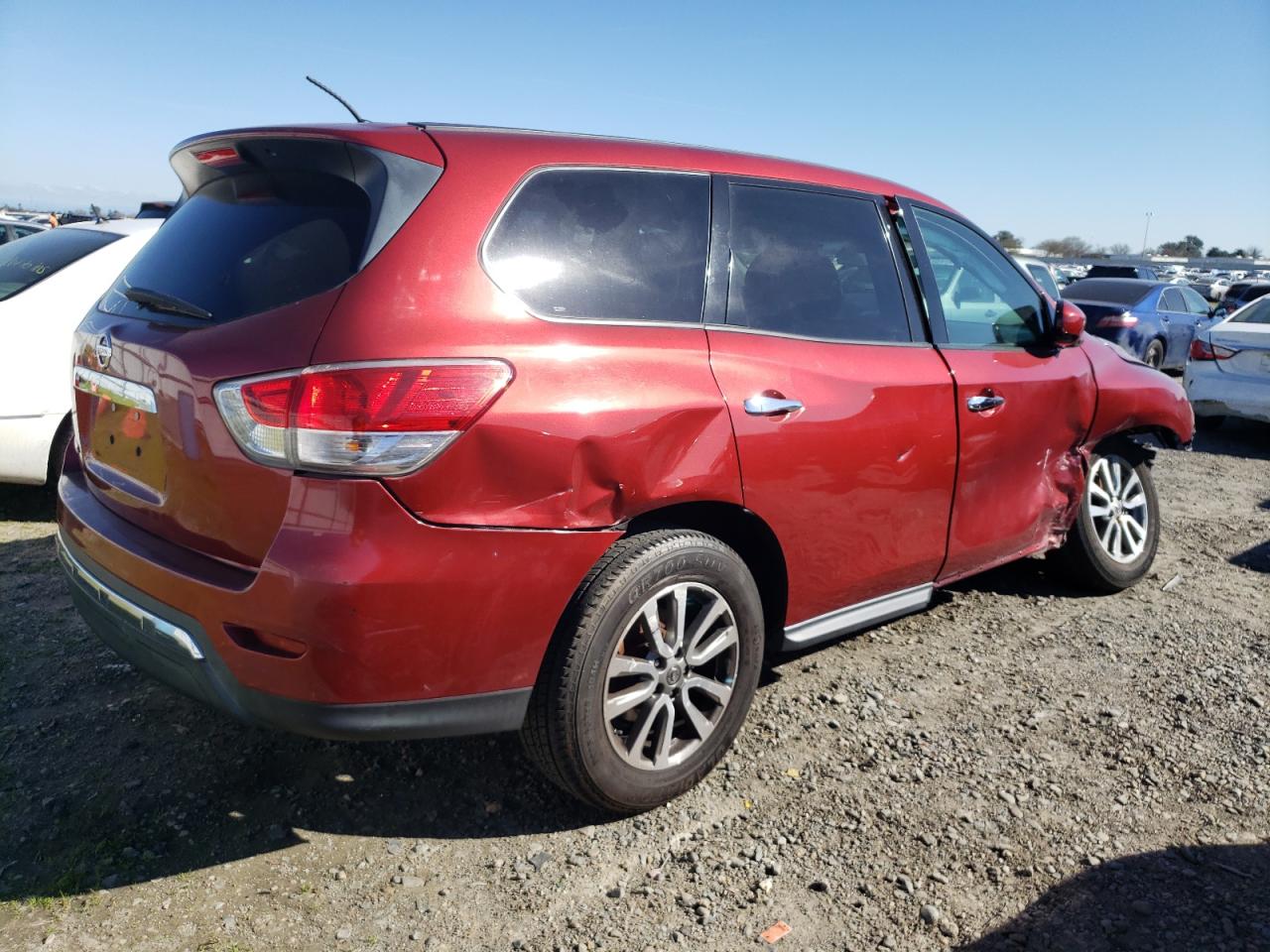 2013 Nissan Pathfinder VIN 5N1AR2MN8DC618551 Copart auction photo, side / front end damage thumbnail 3