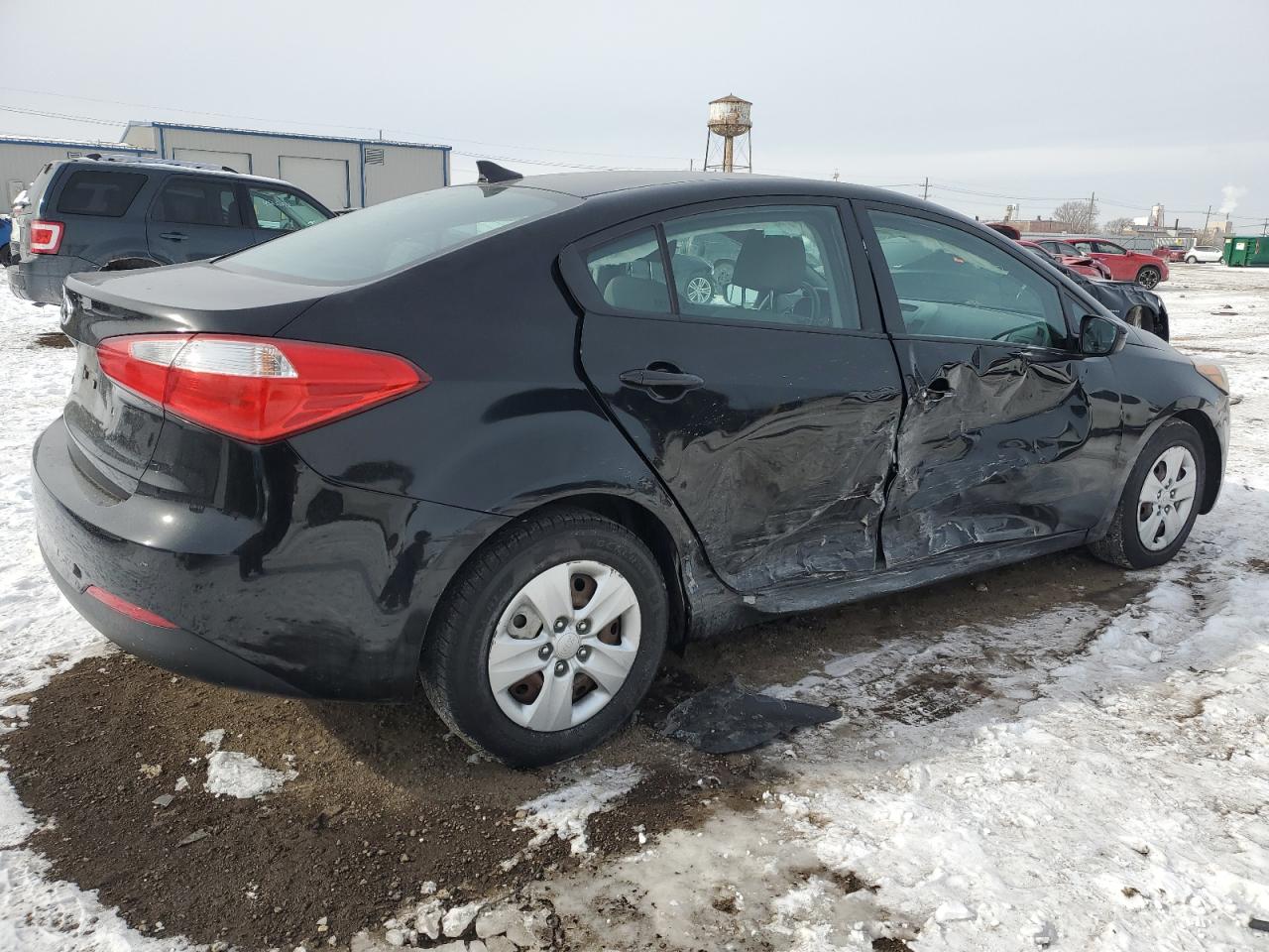 2015 KIA Forte VIN KNAFK4A6XF5391729 Copart auction photo, side damage thumbnail 3