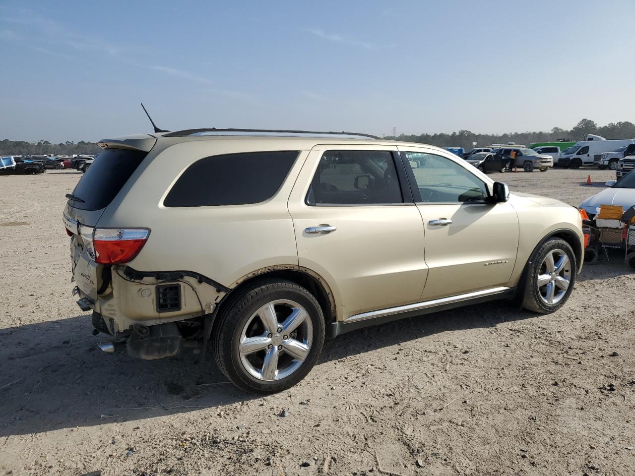 2011 Dodge Durango VIN 1D4SD5GT9BC674310 Copart auction photo, rear end / minor dent/scratches damage thumbnail 3