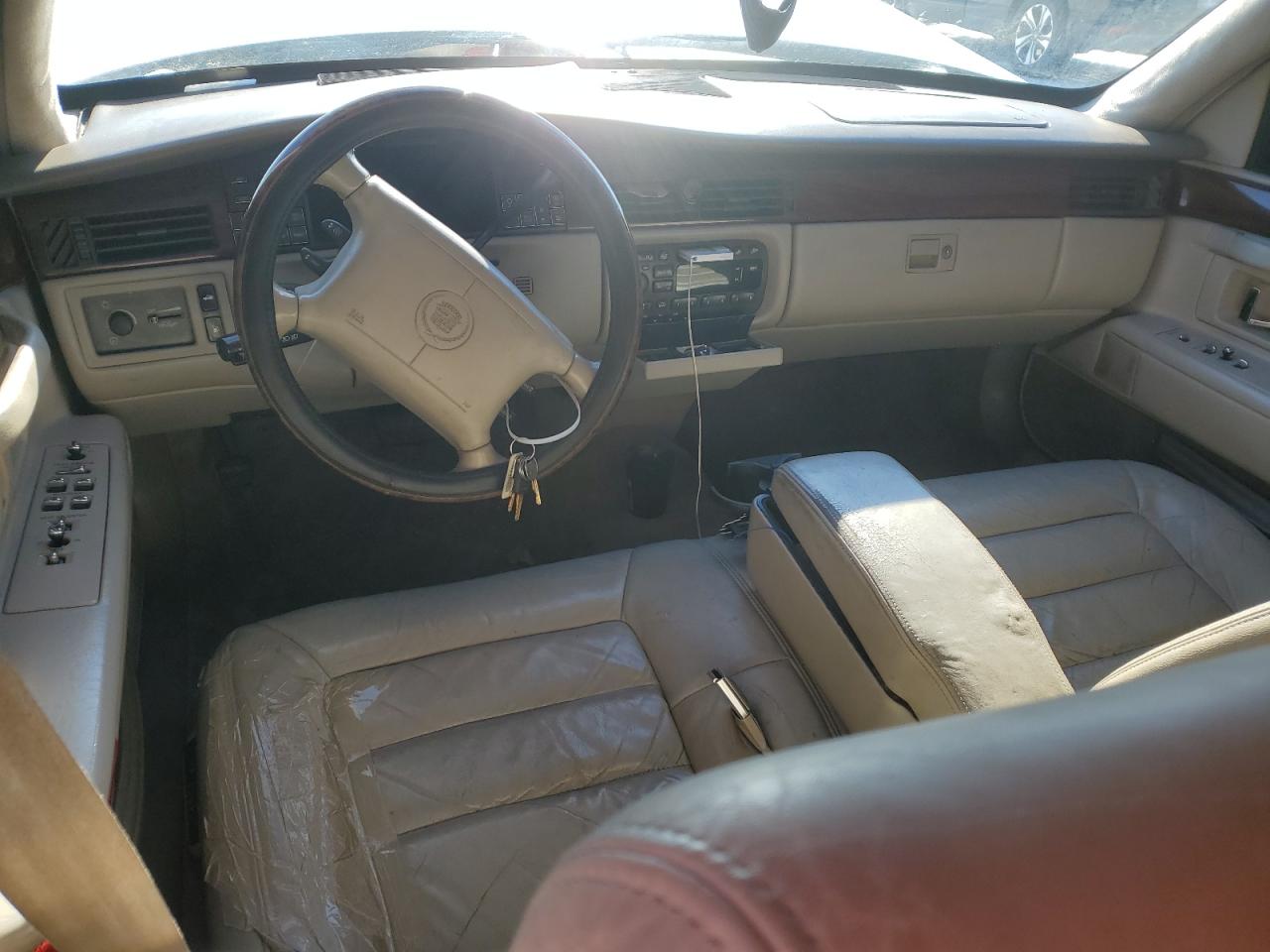 1996 Cadillac De Ville VIN 1G6KD52Y7TU234357 Copart auction photo, burn / mechanical damage thumbnail 8