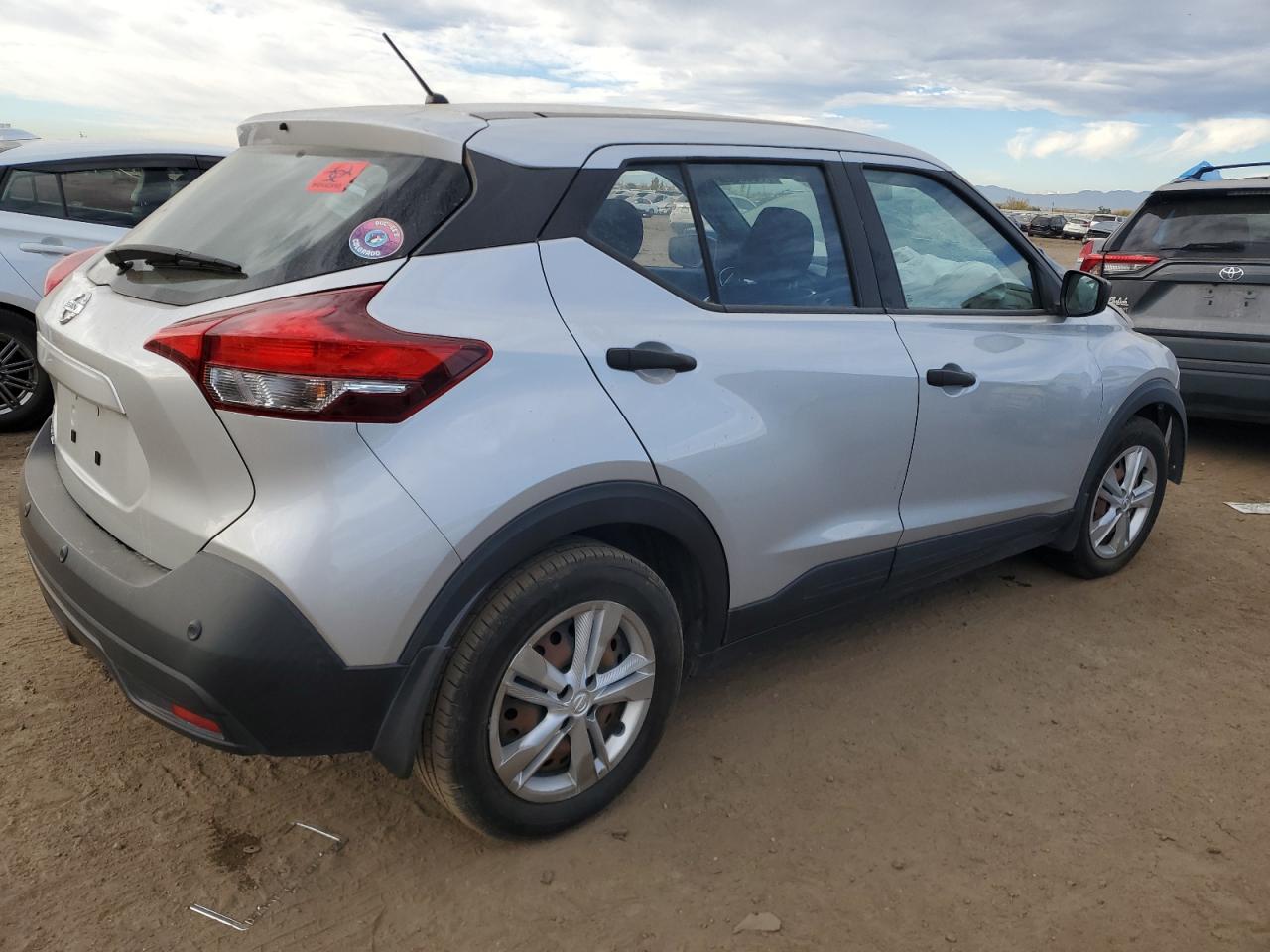 2020 Nissan Kicks VIN 3N1CP5BV7LL535366 Copart auction photo, front end damage thumbnail 3