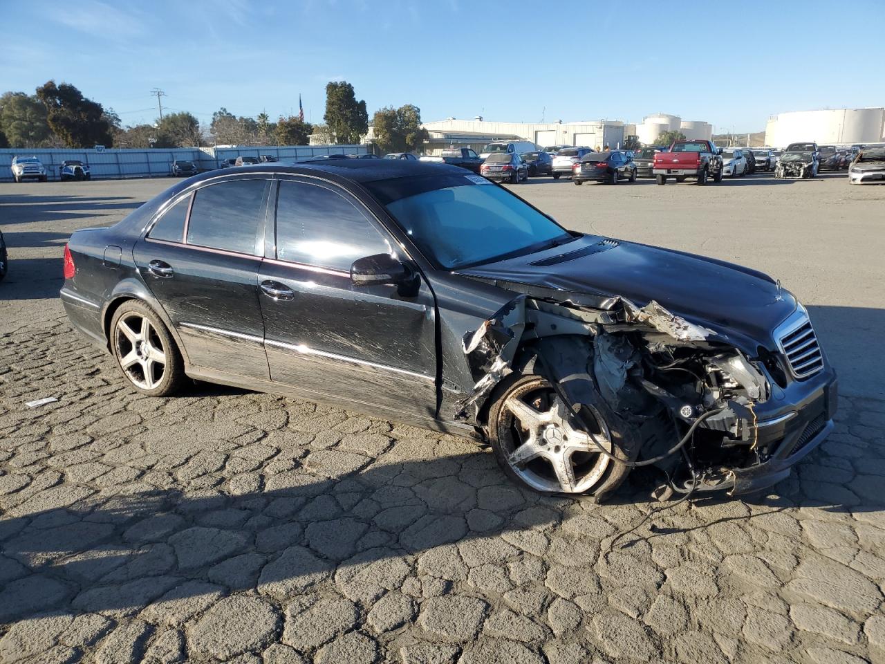 2009 Mercedes-Benz E-klasse VIN WDBUF56X89B416573 Copart auction photo, front end damage thumbnail 4