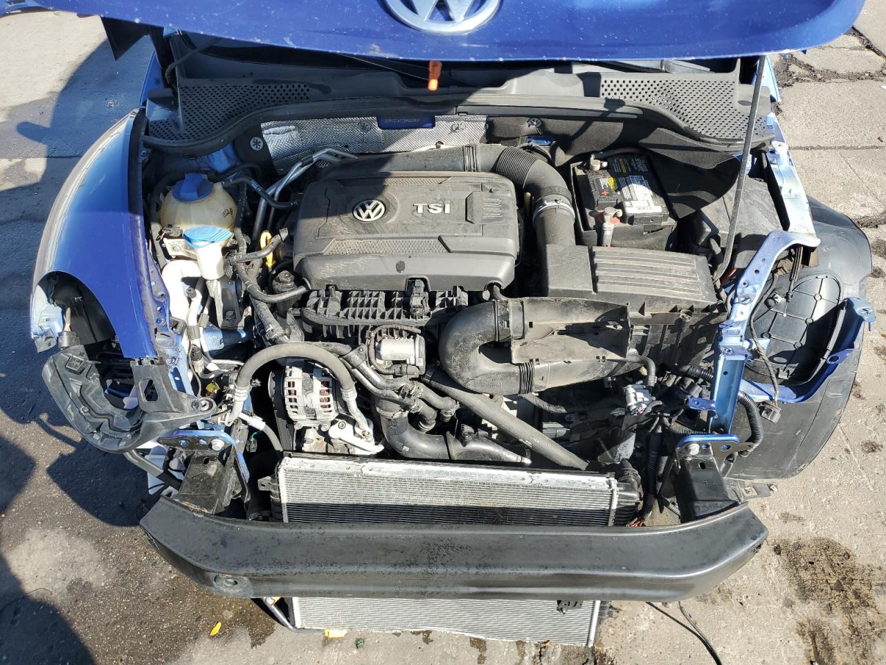 2014 Volkswagen Beetle VIN 3VWVS7AT7EM636837 Copart auction photo, front end / hail damage thumbnail 11