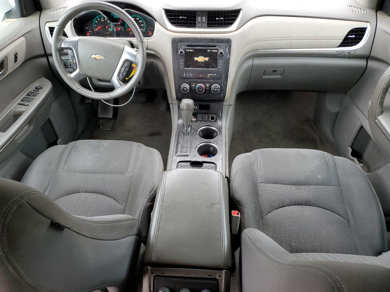 2017 Chevrolet Traverse VIN 1GNKRGKD9HJ192149 Copart auction photo, front end / side damage thumbnail 8