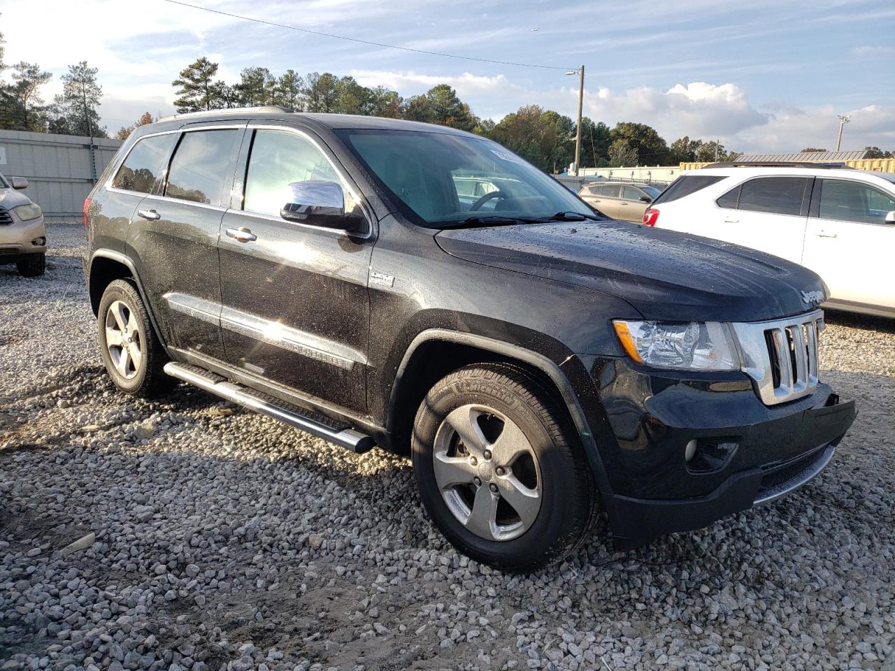 2011 Jeep Grand Cherokee VIN 1J4RR5GT6BC551863 Copart auction photo, front end damage thumbnail 4