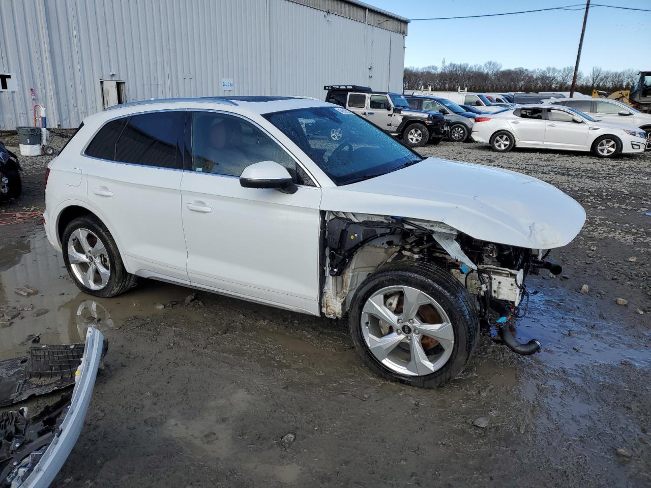 2021 Audi Q5 VIN WA1BAAFY2M2111971 Copart auction photo, front end damage thumbnail 4