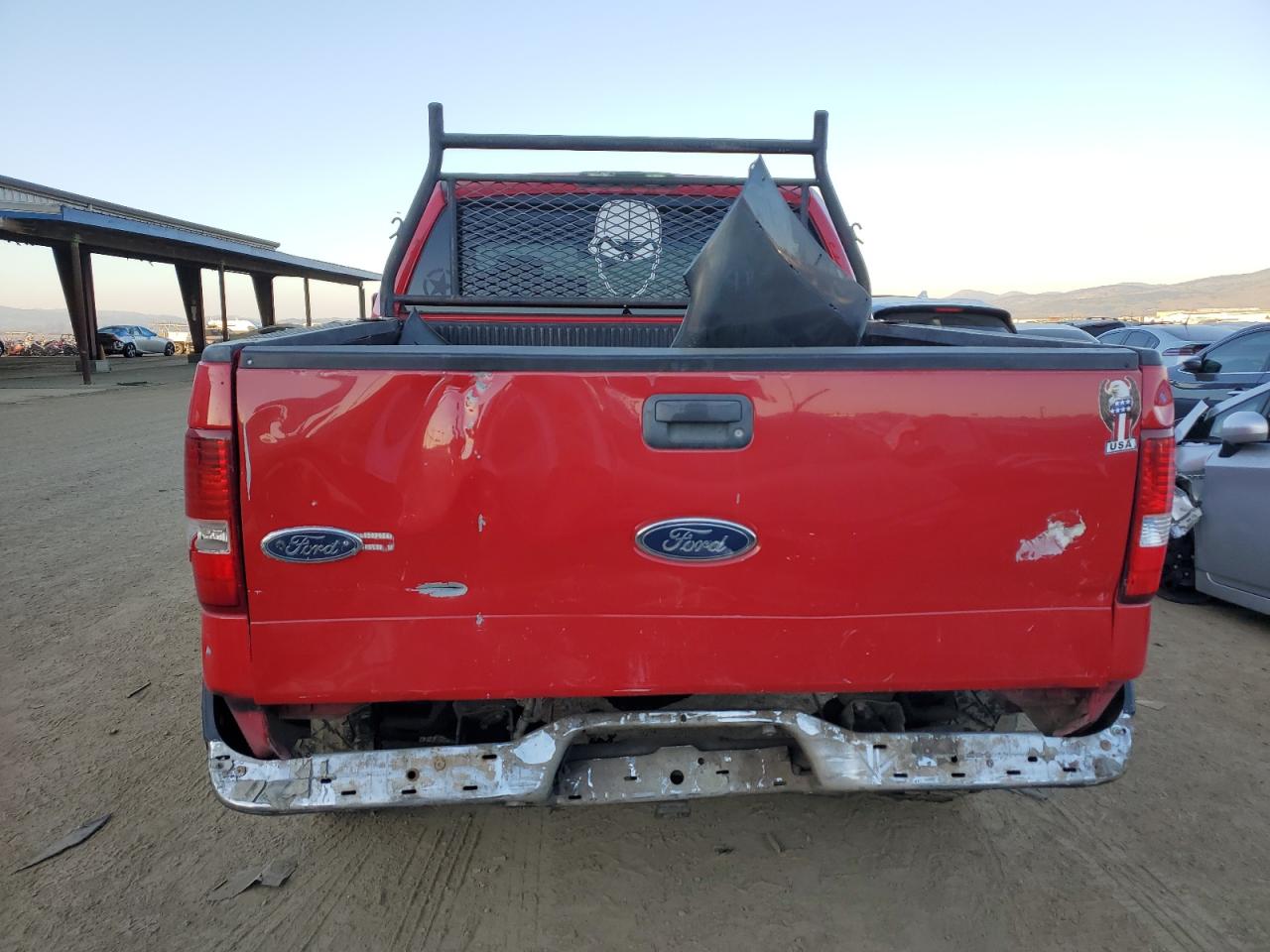 2005 Ford F-150 VIN 1FTPW12545KF02405 Copart auction photo, rear end / minor dent/scratches damage thumbnail 6