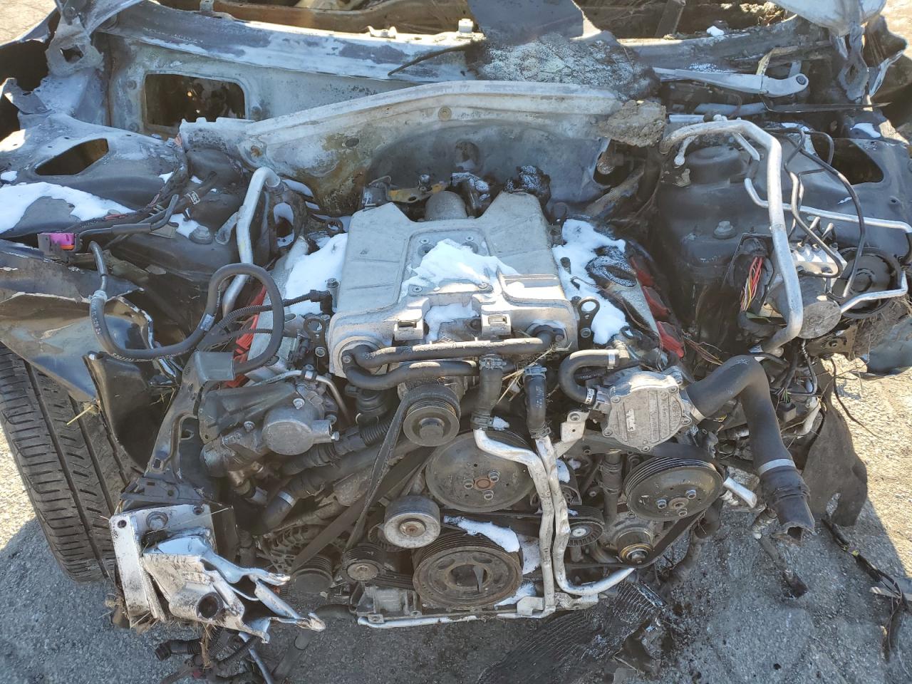 2010 Audi RS4 VIN WAUKGAFL9AA149642 Copart auction photo, burn damage thumbnail 11