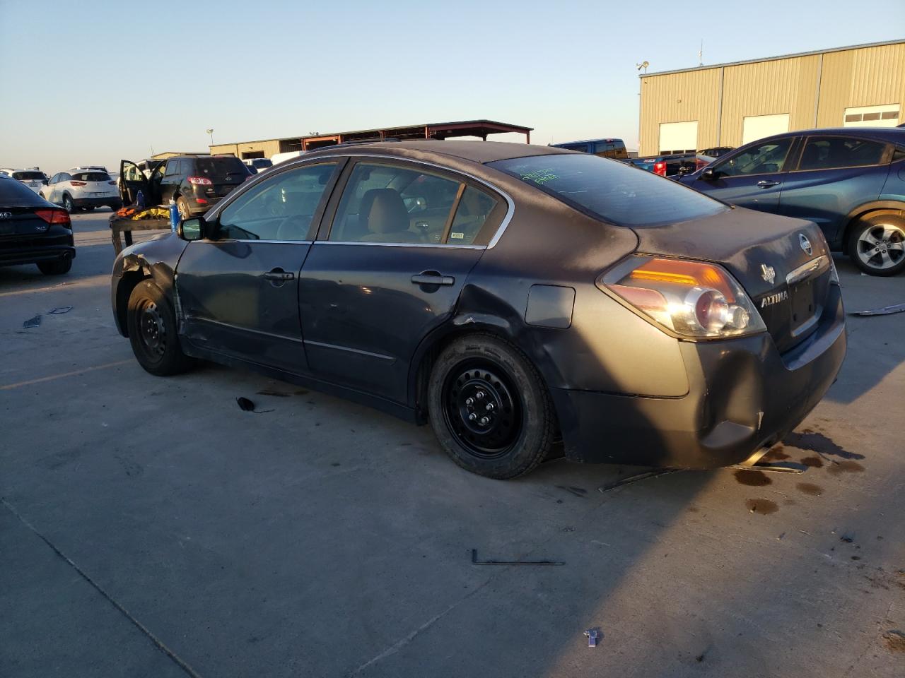 2008 Nissan Altima VIN 1N4AL21E18C133934 Copart auction photo, side / minor dent/scratches damage thumbnail 2