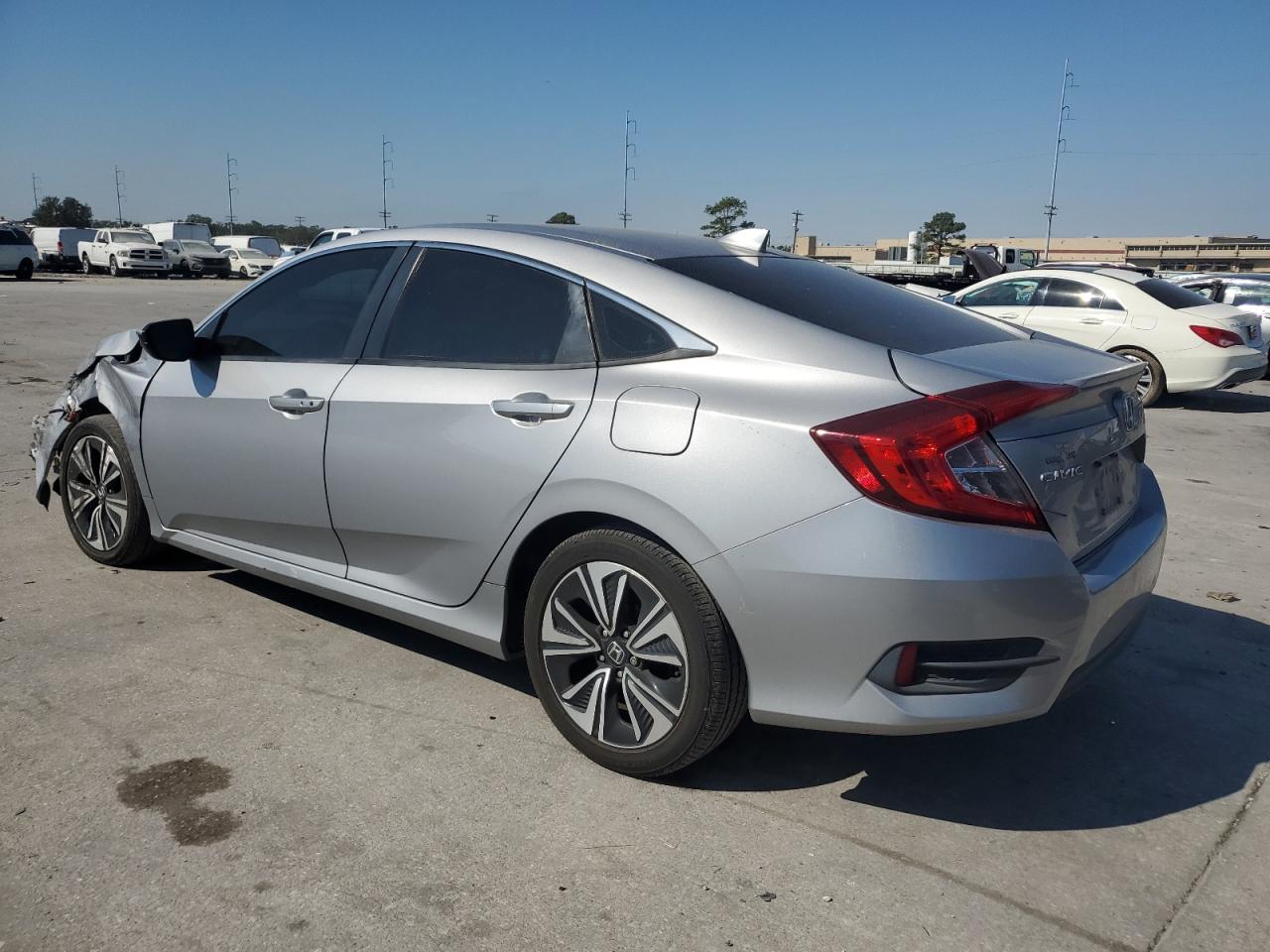 2017 Honda Civic VIN 2HGFC1F75HH639690 Copart auction photo, front end damage thumbnail 2