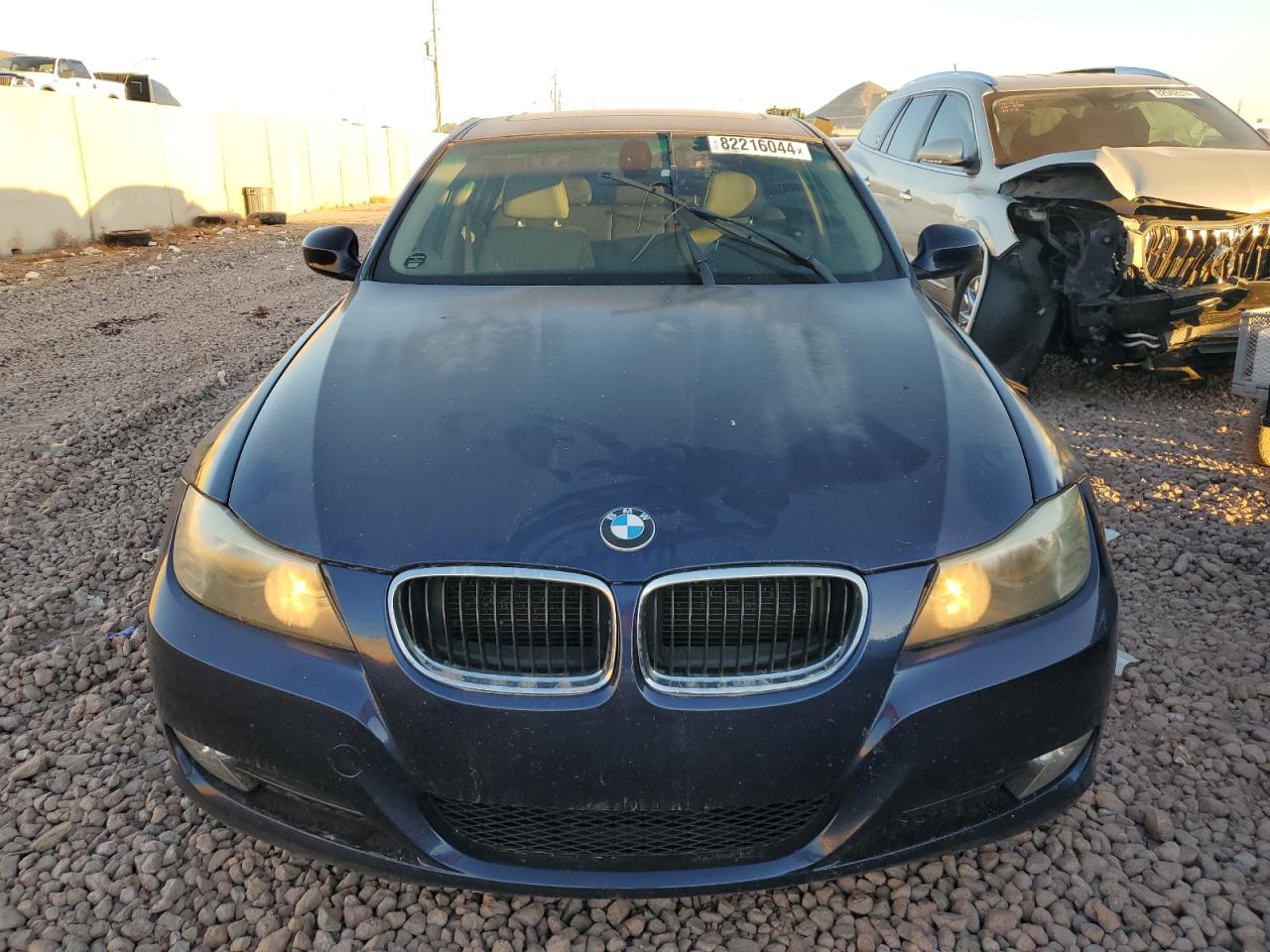 2011 BMW 3er VIN WBAPH7G5XBNM58309 Copart auction photo, side damage thumbnail 5