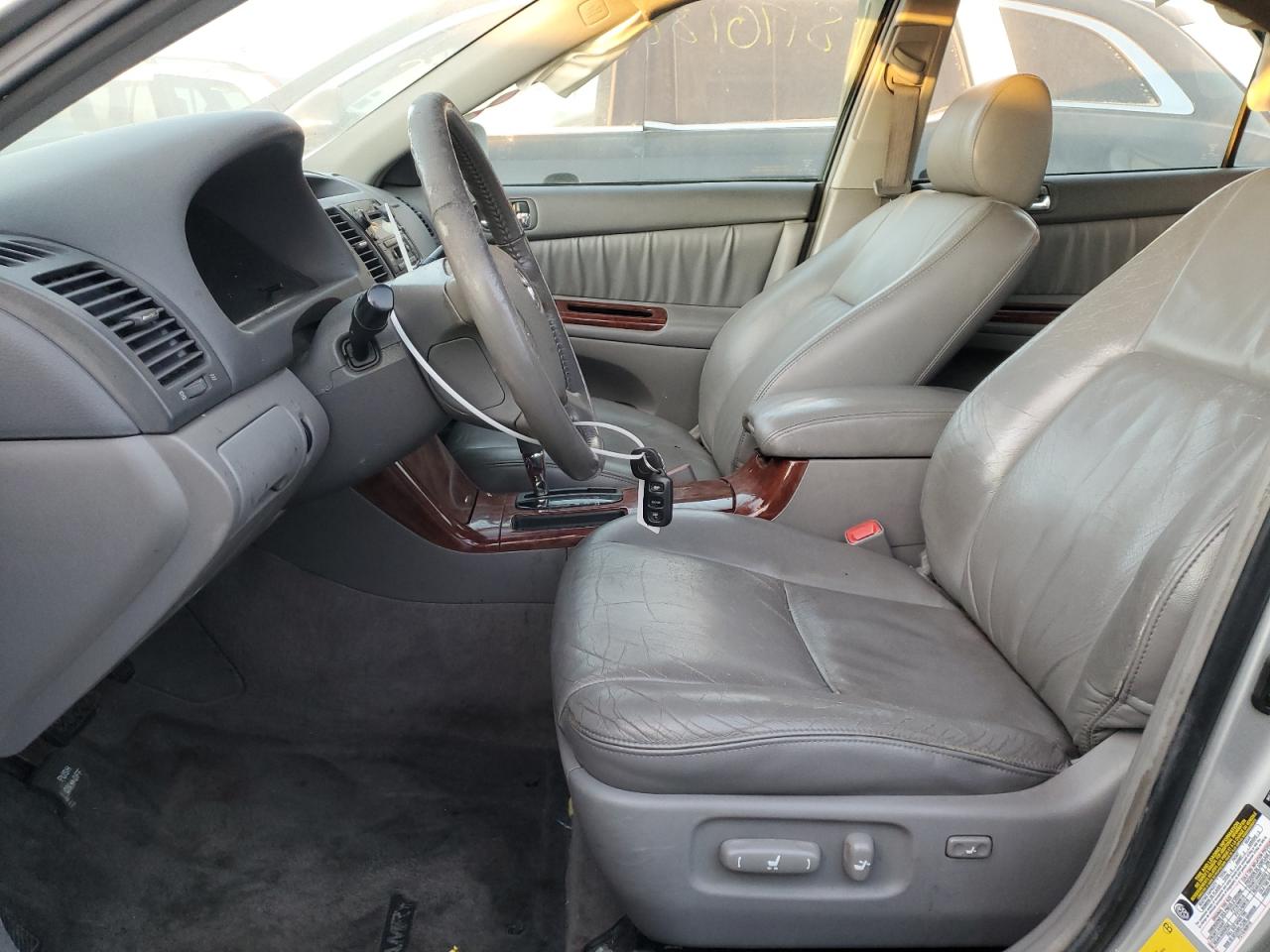 2005 Toyota Camry VIN 4T1BF30K75U110369 Copart auction photo, side damage thumbnail 7
