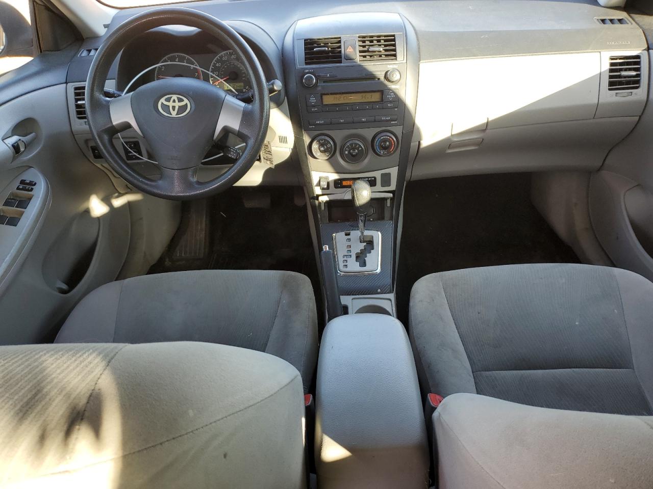 2011 Toyota Corolla VIN 2T1BU4EE2BC692652 Copart auction photo, rear end damage thumbnail 8
