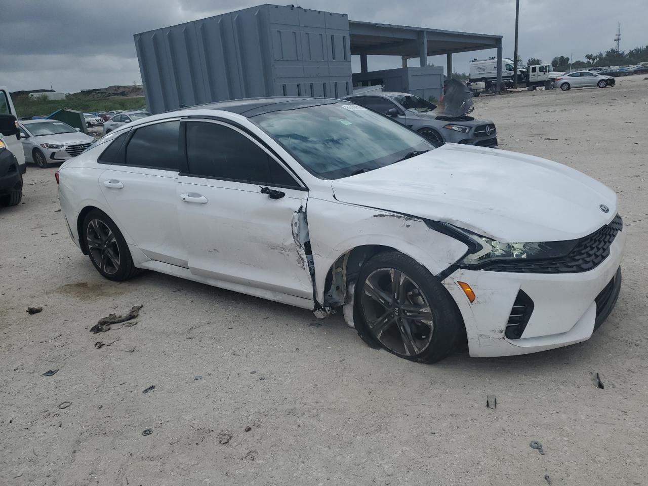 2021 KIA K5 VIN 5XXG34J25MG031181 Copart auction photo, front end / side damage thumbnail 4