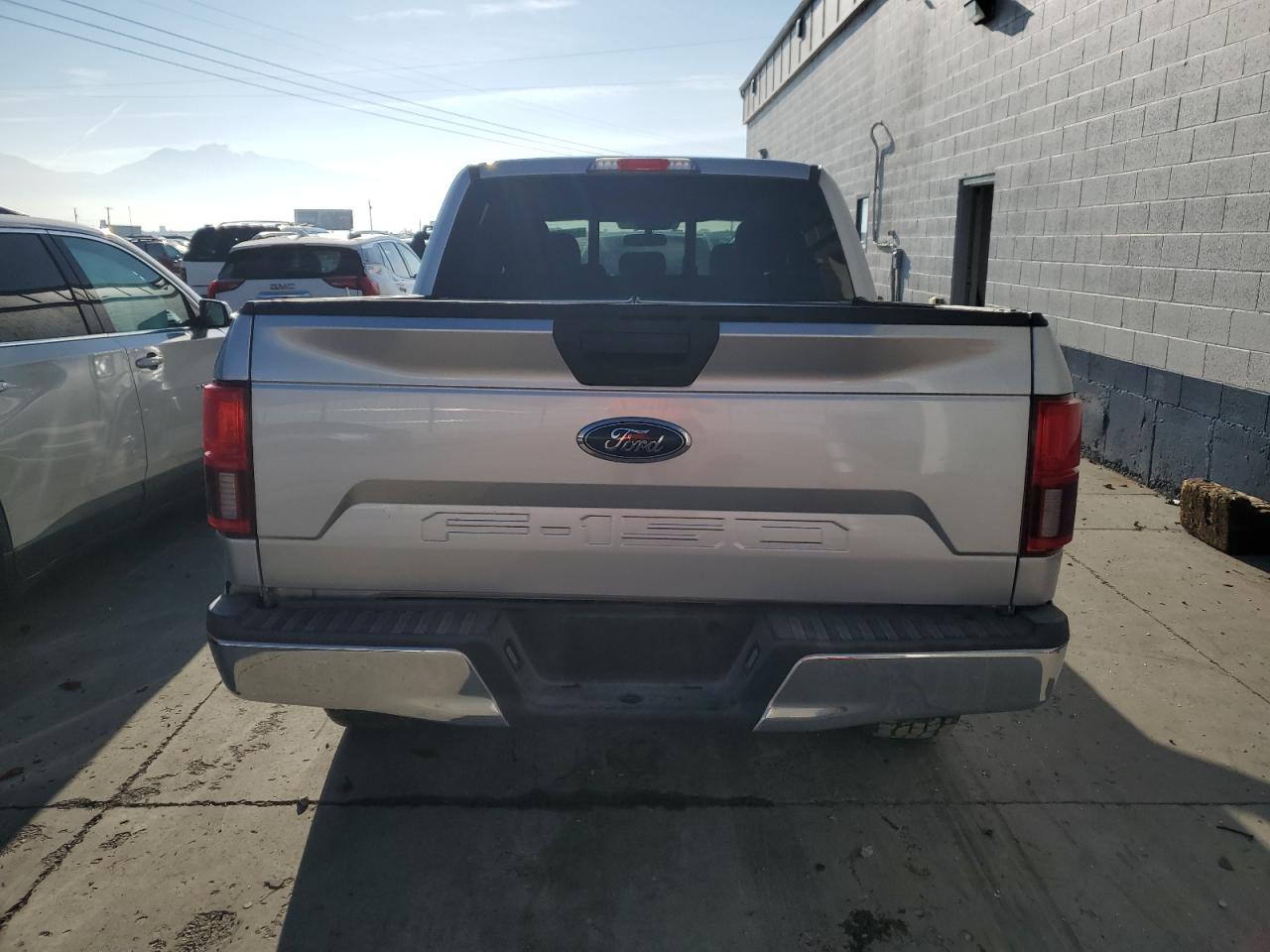 2018 Ford F-150 VIN 1FTEW1EG1JKF77089 Copart auction photo, all over damage thumbnail 6