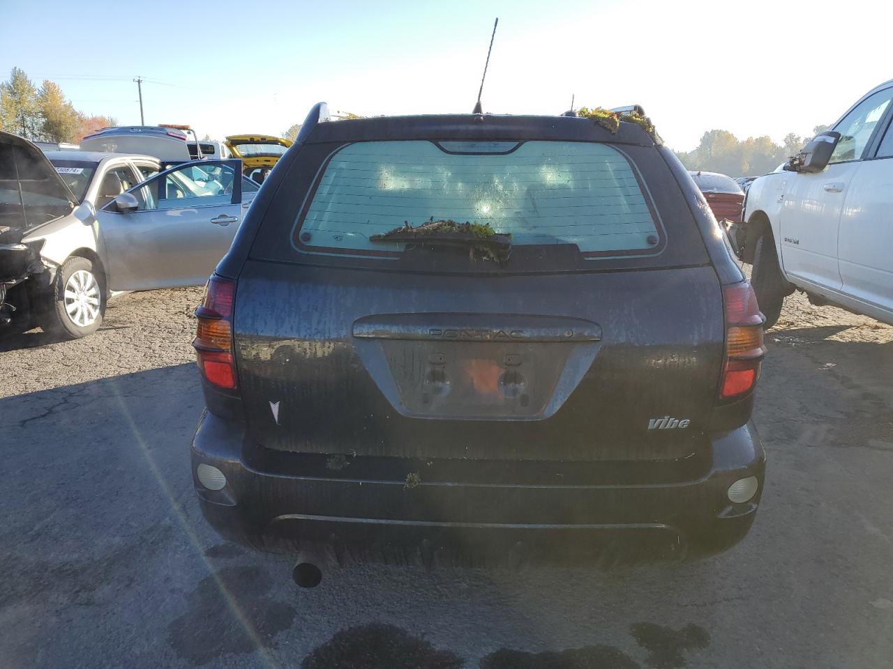 2005 Pontiac Vibe VIN 5Y2SL63805Z400292 Copart auction photo, top/roof / front end damage thumbnail 6