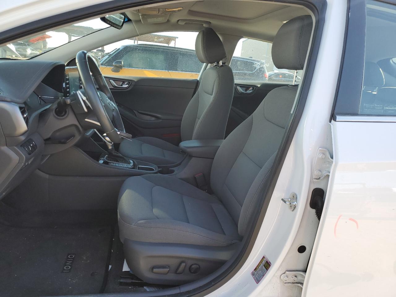 2020 Hyundai IONIQ VIN KMHC85LC7LU209737 Copart auction photo, water/flood / front end damage thumbnail 7