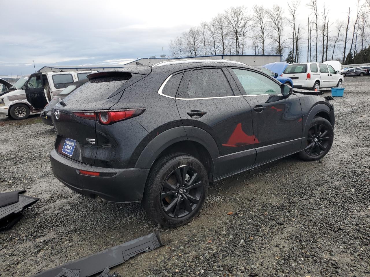 2021 Mazda CX-30 VIN 3MVDMBEY2MM302729 Copart auction photo, front end / side damage thumbnail 3