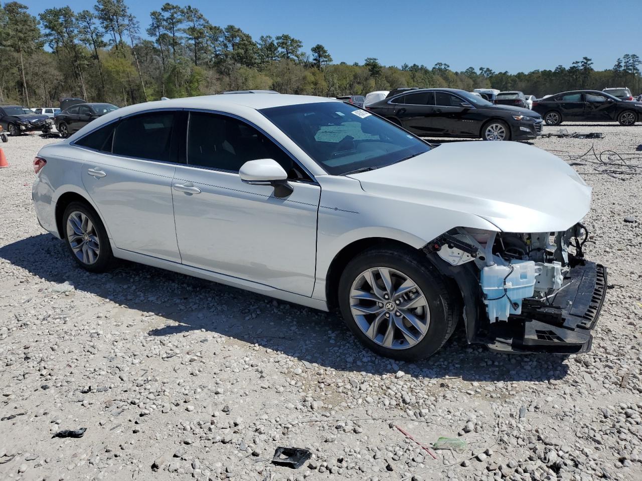 2021 Toyota Avalon VIN 4T1JZ1FB4MU070684 Copart auction photo, front end / minor dent/scratches damage thumbnail 4