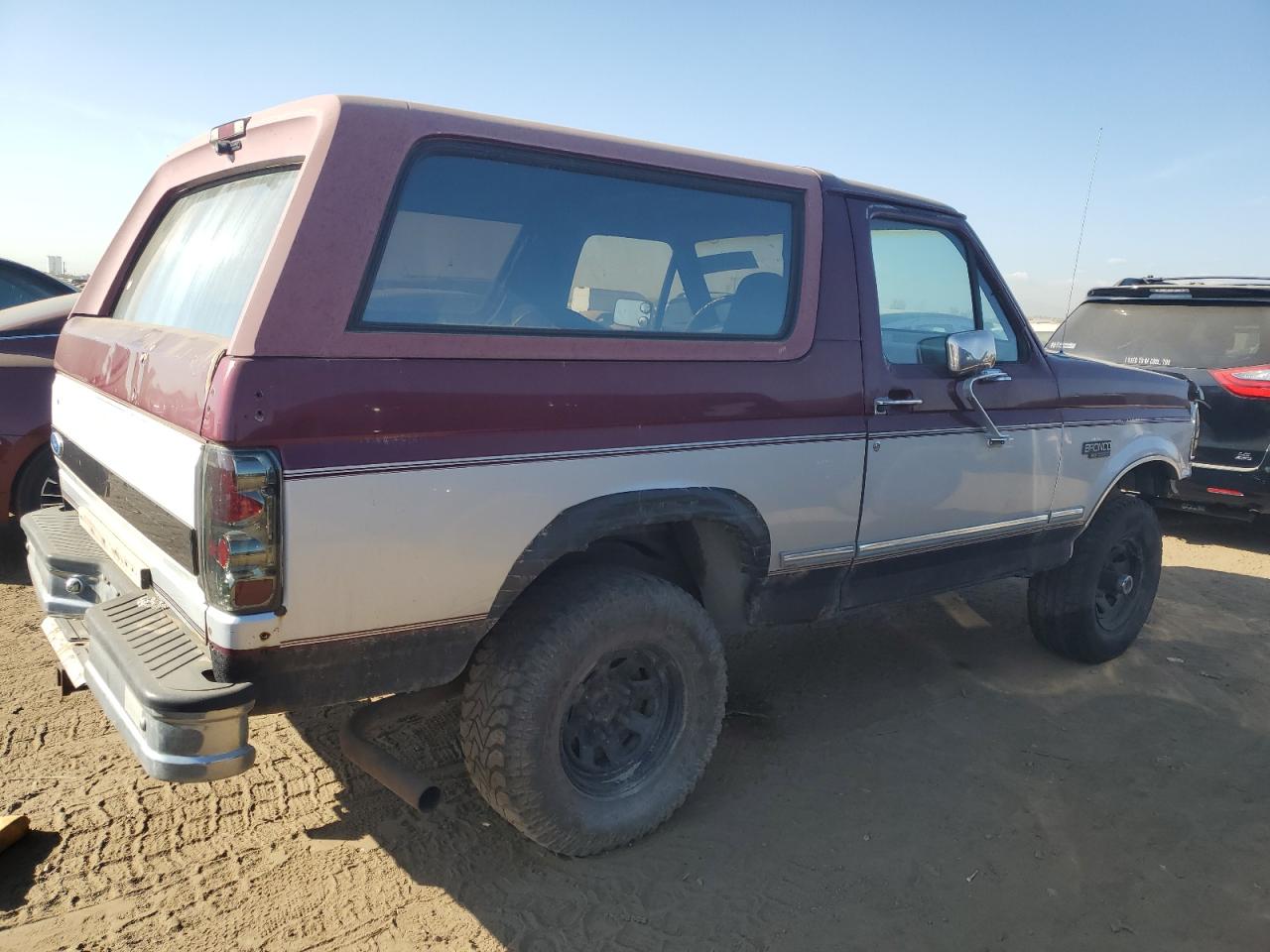 1996 Ford Bronco VIN 1FMEU15H2TLB67974 Copart auction photo, all over damage thumbnail 3