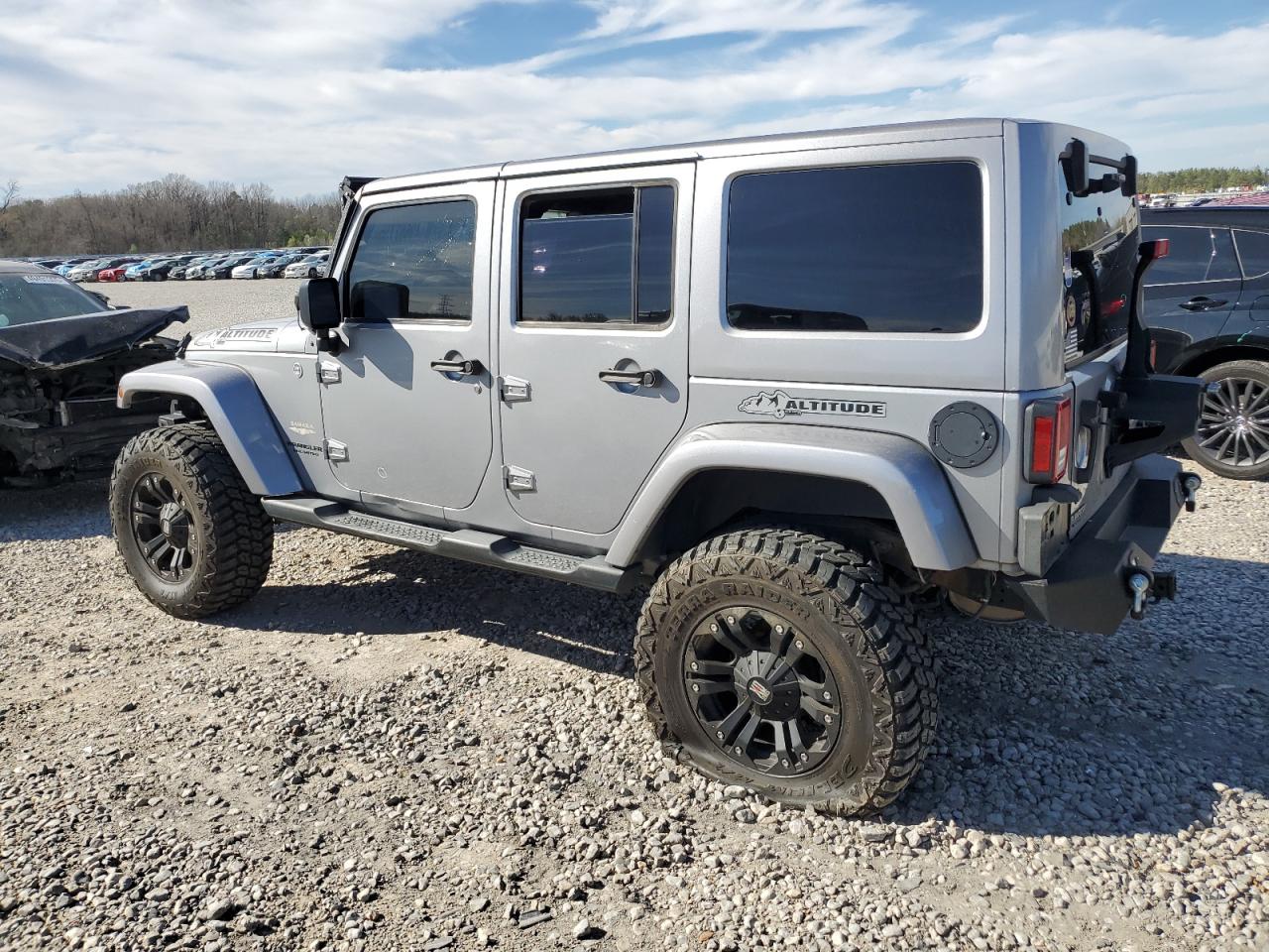 2014 Jeep Wrangler VIN 1C4BJWEG3EL305075 Copart auction photo, side / all over damage thumbnail 2