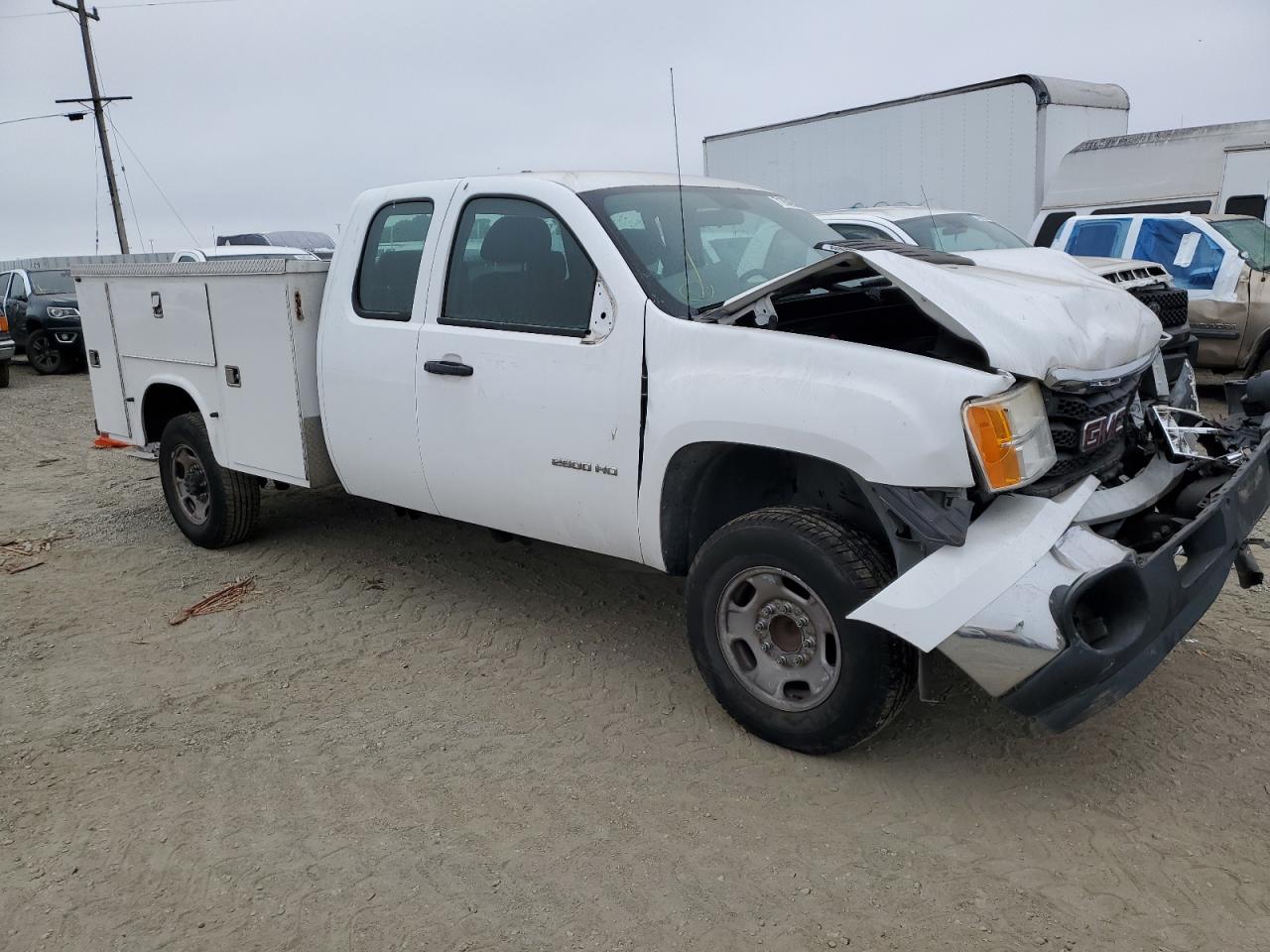 2012 GMC Sierra VIN 1GD21ZCG4CZ312014 Copart auction photo, front end damage thumbnail 4