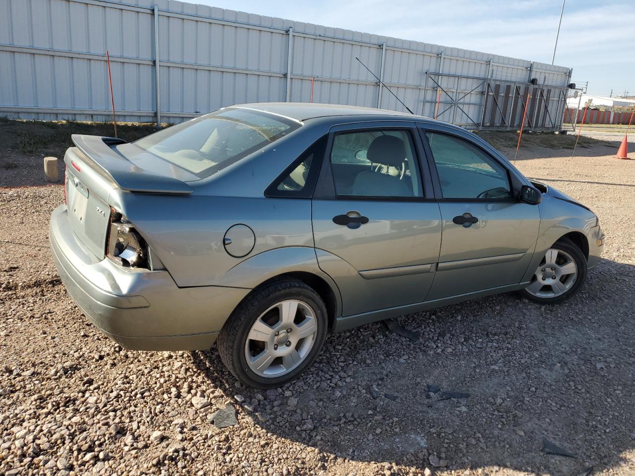 2006 Ford Focus VIN 1FAHP34N66W128728 Copart auction photo, front end damage thumbnail 3