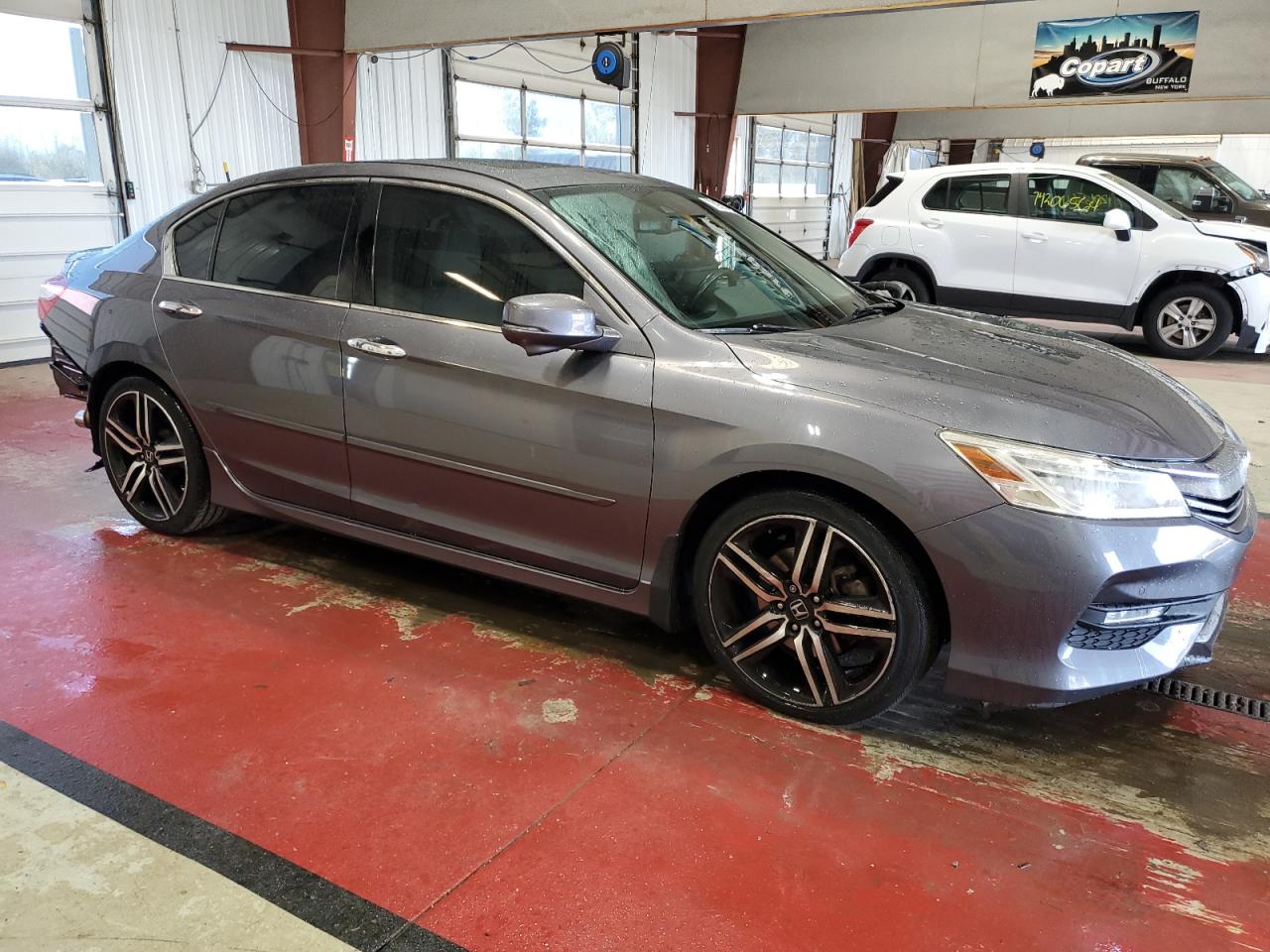 2017 Honda Accord VIN 1HGCR3F90HA001747 Copart auction photo, side / rear end damage thumbnail 4