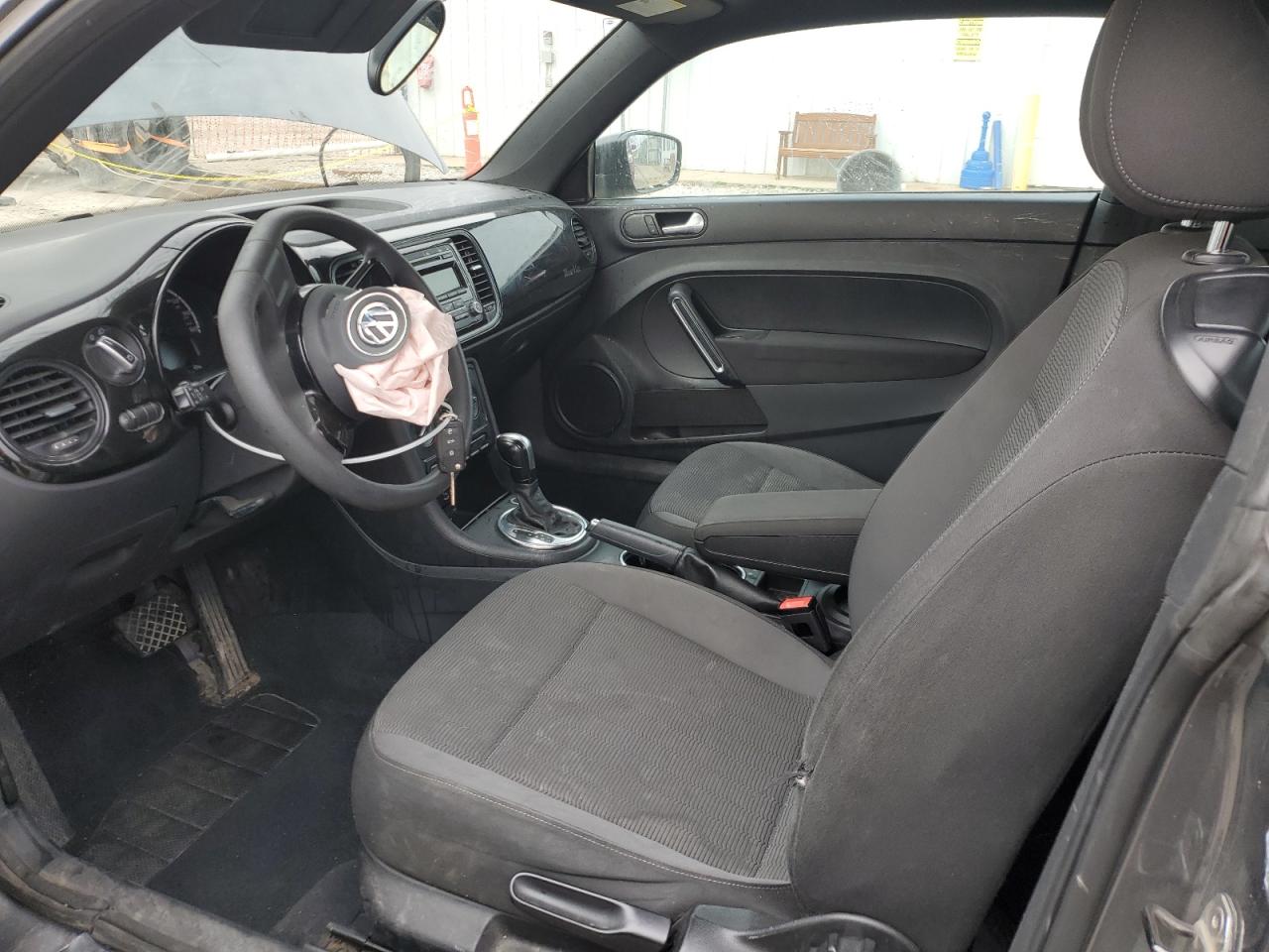 2013 Volkswagen Beetle VIN 3VWFP7AT5DM654189 Copart auction photo, front end / top/roof damage thumbnail 7