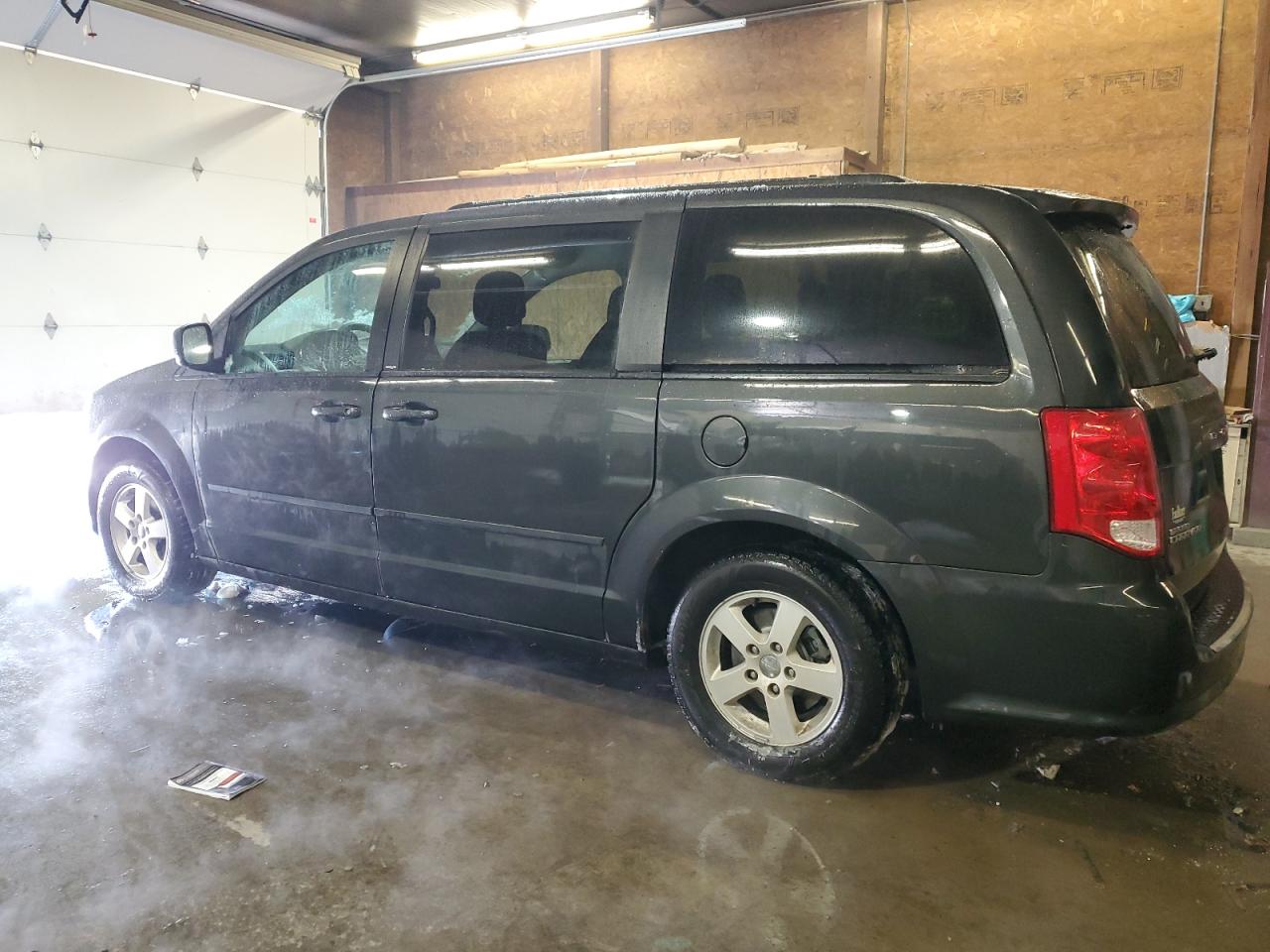 2012 Dodge Caravan VIN 2C4RDGCG4CR139359 Copart auction photo, undercarriage damage thumbnail 2