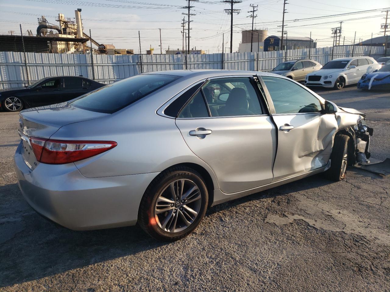 2017 Toyota Camry VIN 4T1BF1FK9HU280846 Copart auction photo, side / front end damage thumbnail 3