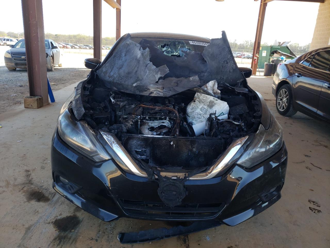 2018 Nissan Altima VIN 1N4AL3AP1JC221279 Copart auction photo, burn - engine damage thumbnail 5