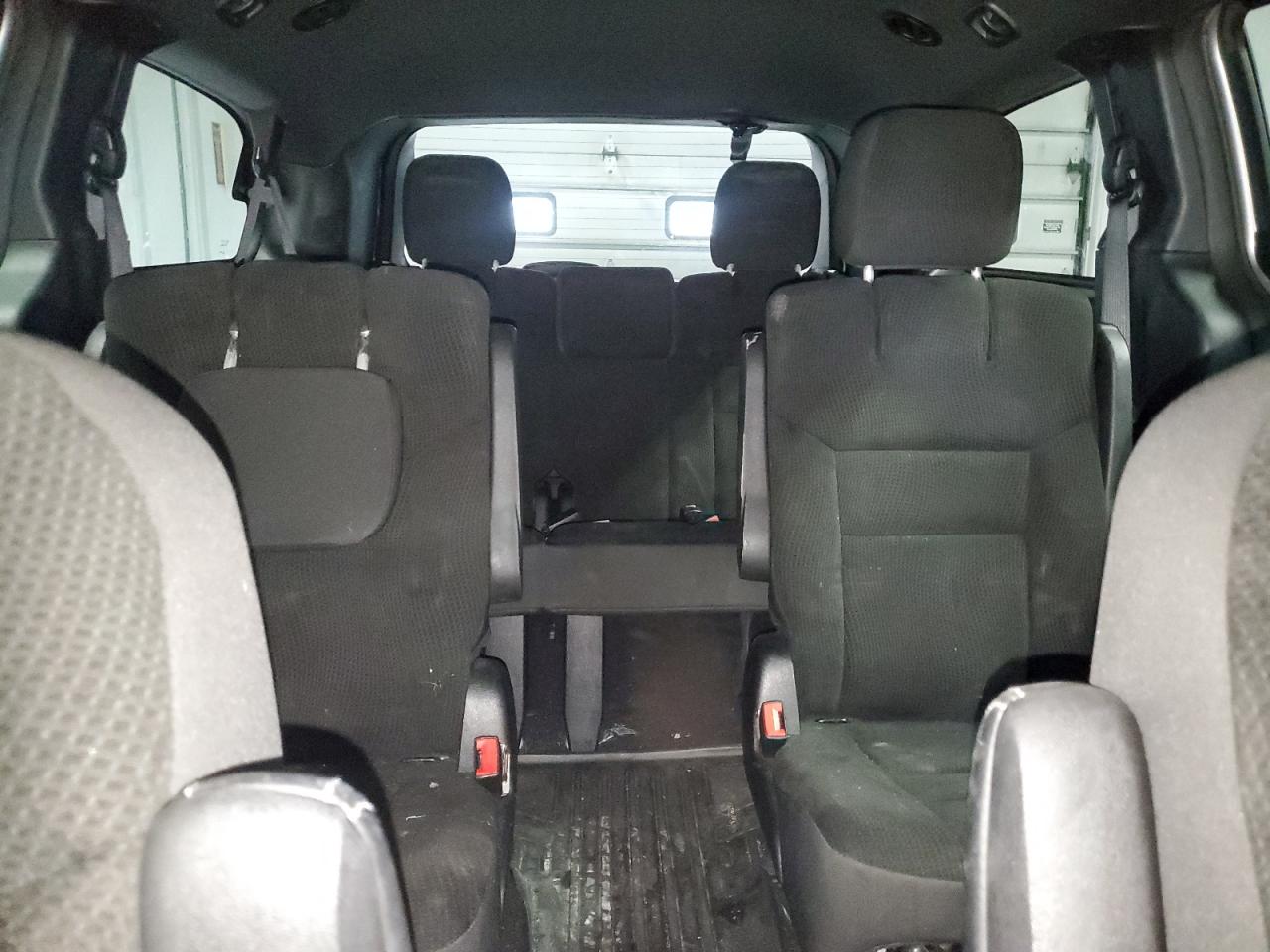 2018 Dodge Caravan VIN 2C4RDGBG1JR199744 Copart auction photo, side / front end damage thumbnail 10