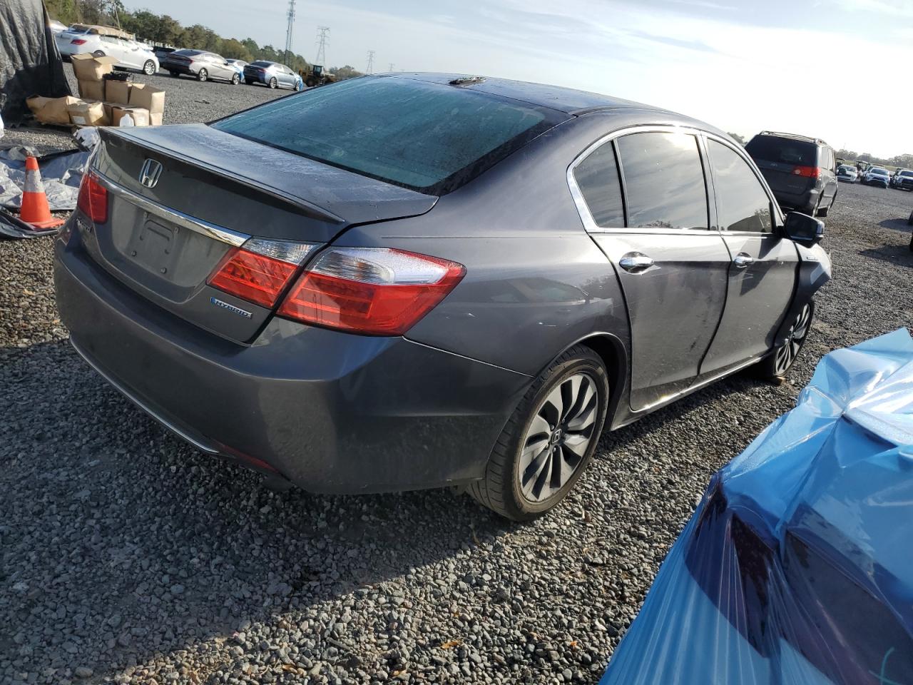 2014 Honda Accord VIN 1HGCR6F30EA001840 Copart auction photo, front end / side damage thumbnail 3