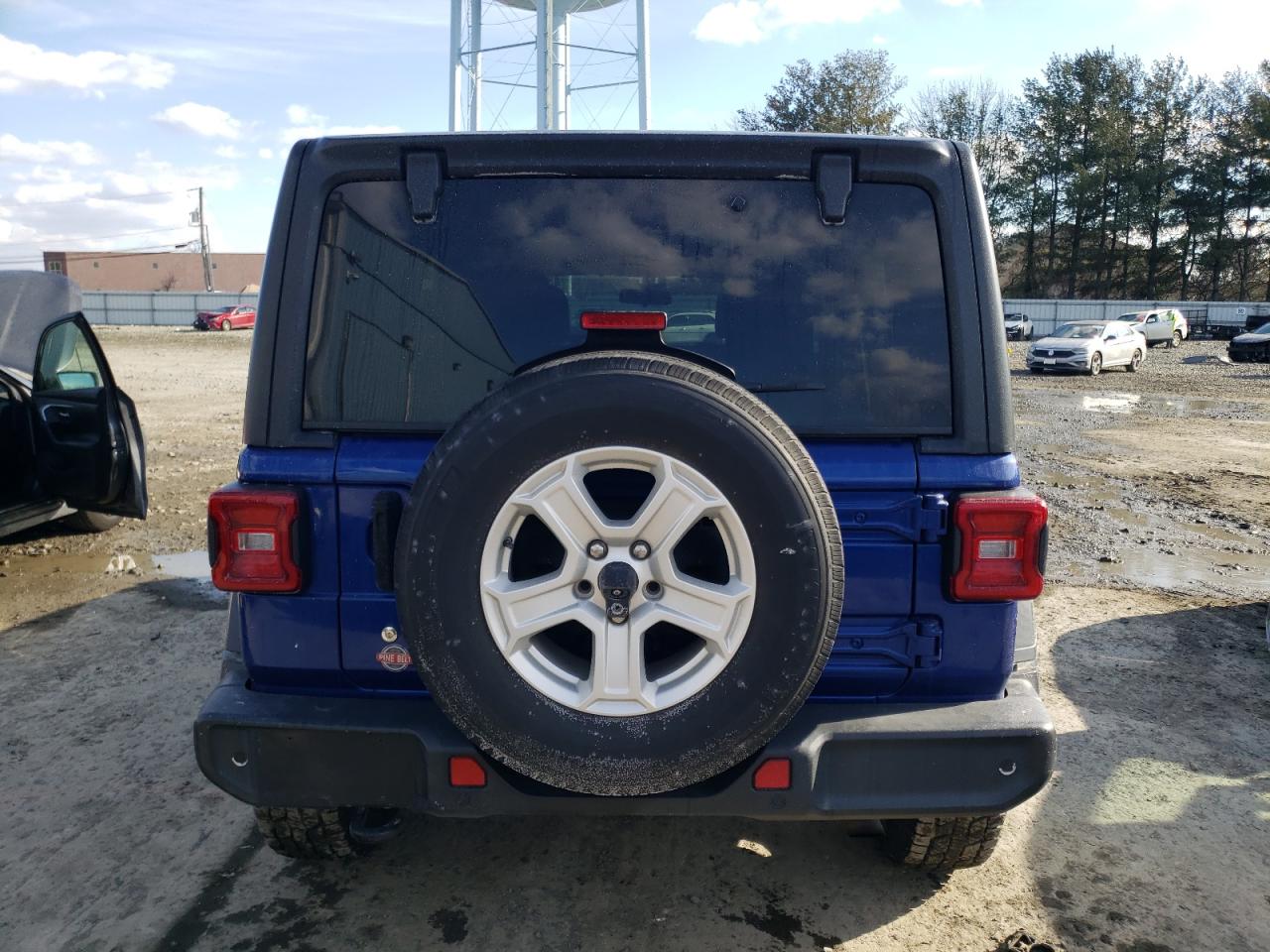 2019 Jeep Wrangler VIN 1C4HJXDG6KW582301 Copart auction photo, front end damage thumbnail 6