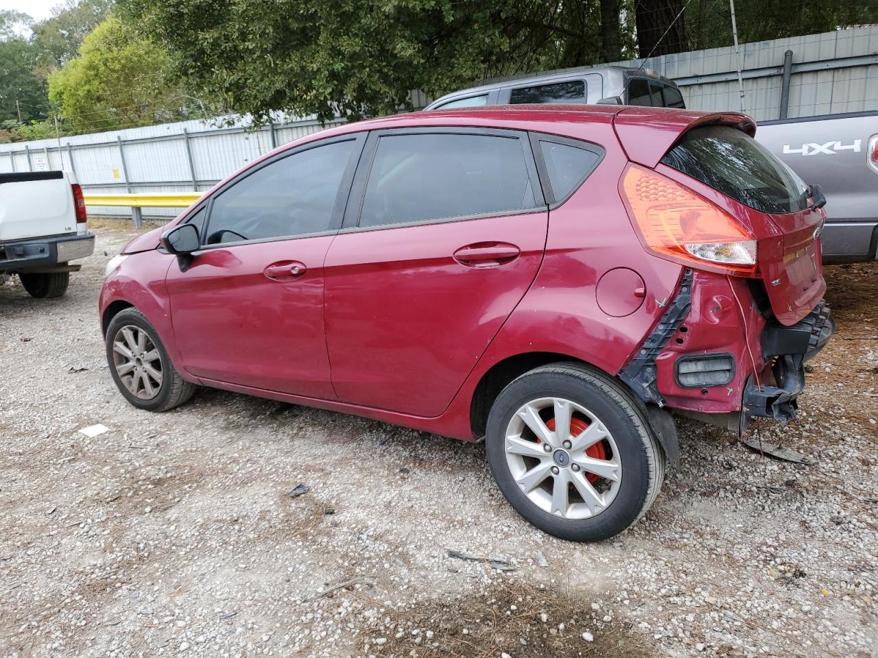 2011 Ford Fiesta VIN 3FADP4EJ7BM135794 Copart auction photo, rear end damage thumbnail 2