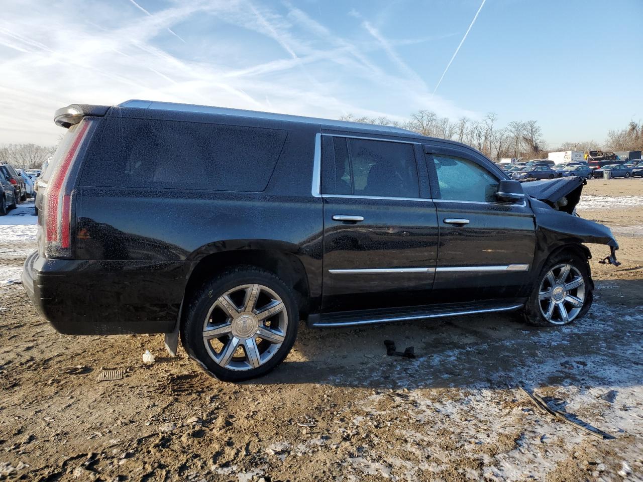 2017 Cadillac Escalade VIN 1GYS4HKJ0HR128578 Copart auction photo, front end / undercarriage damage thumbnail 3