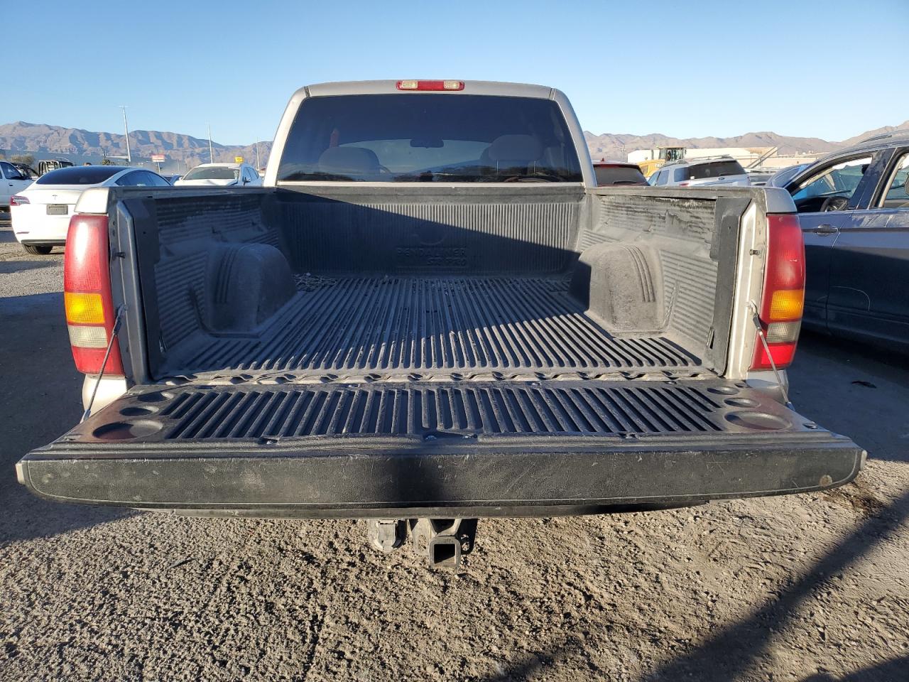 1999 Chevrolet Silverado VIN 2GCEC19T5X1205537 Copart auction photo, side damage thumbnail 6