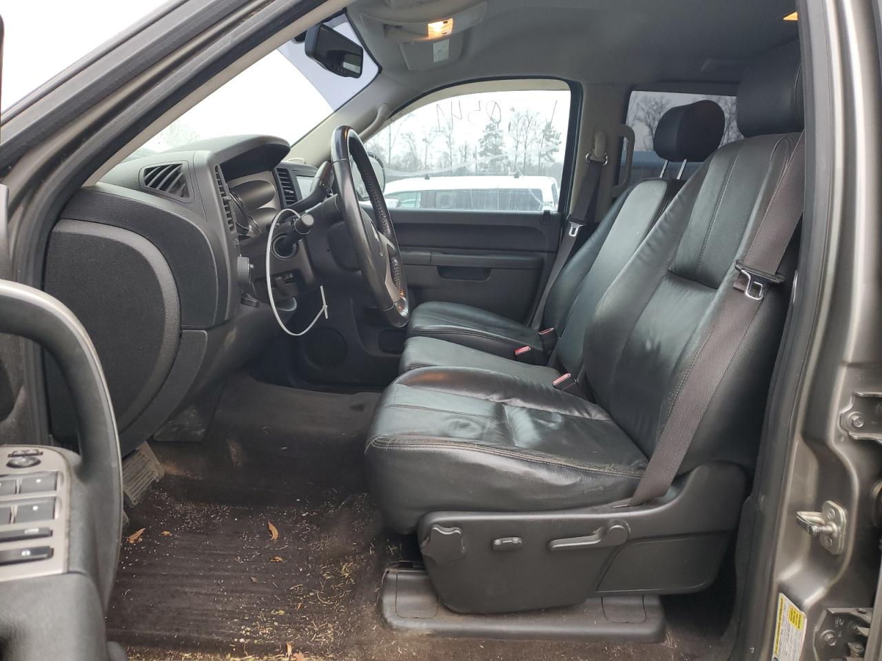 2013 Chevrolet Silverado VIN 3GCPKSE70DG190541 Copart auction photo, all over damage thumbnail 7