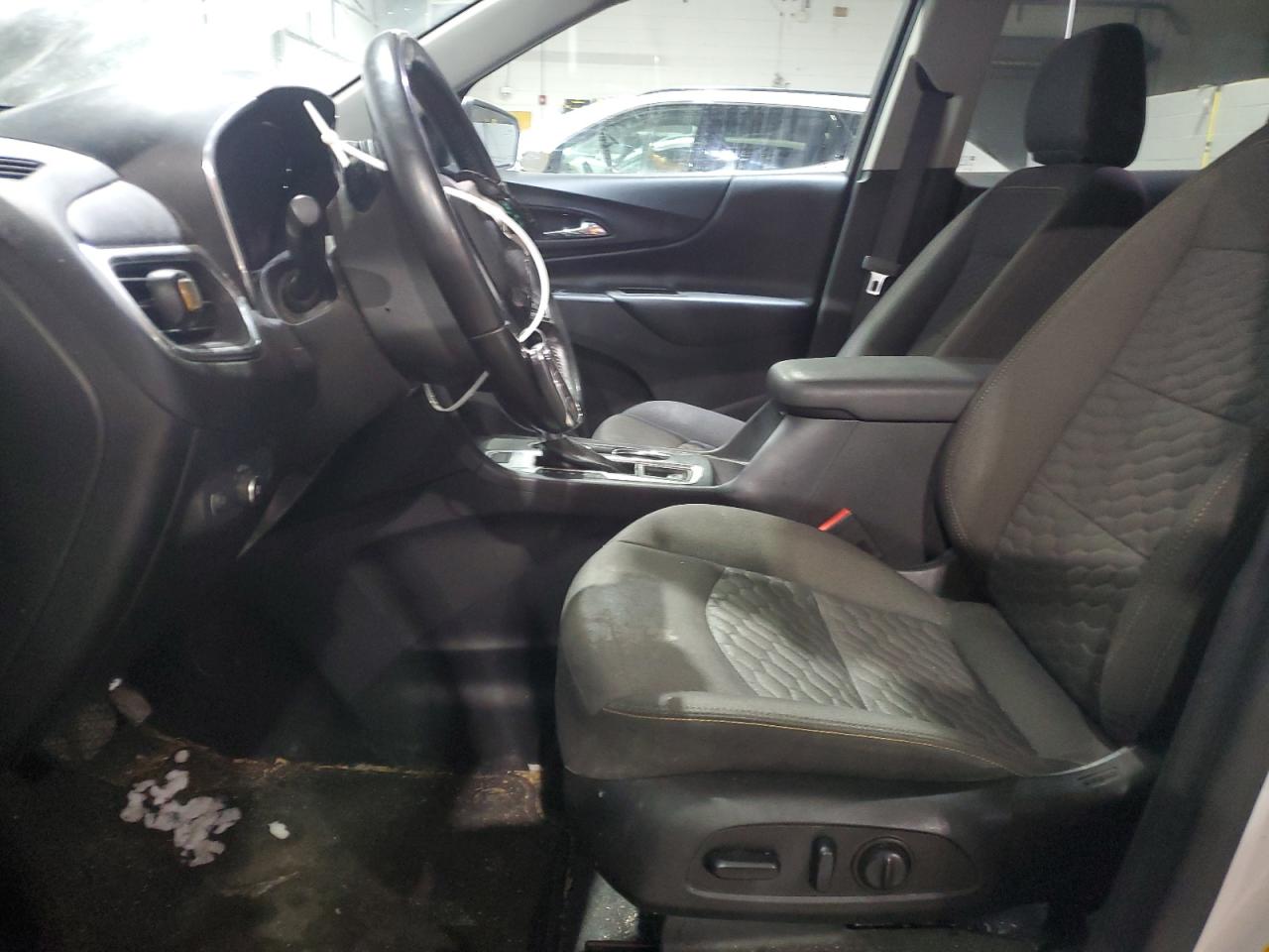 2019 Chevrolet Equinox VIN 3GNAXUEV5KS561633 Copart auction photo, front end / minor dent/scratches damage thumbnail 7