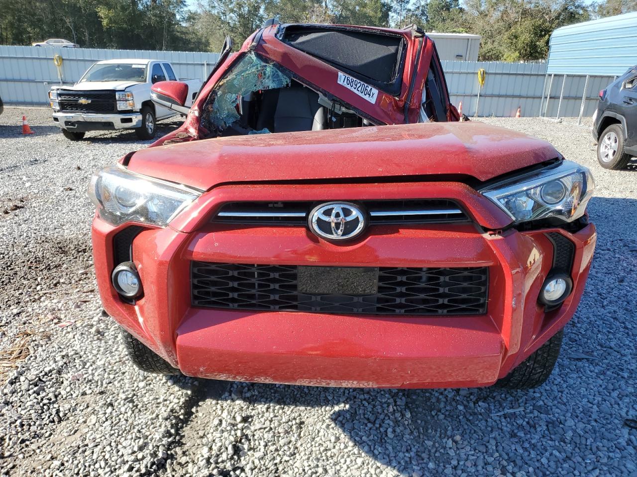 2020 Toyota 4Runner VIN JTEZU5JR5L5226320 Copart auction photo, top/roof / front end damage thumbnail 5