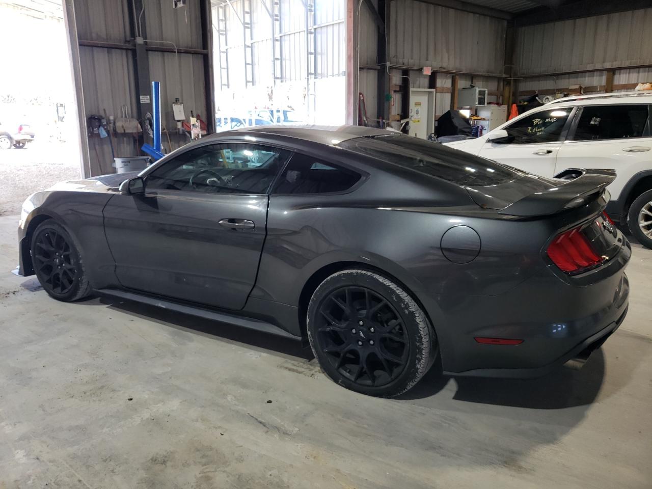 2018 Ford Mustang VIN 1FA6P8TH6J5142143 Copart auction photo, mechanical / minor dent/scratches damage thumbnail 2