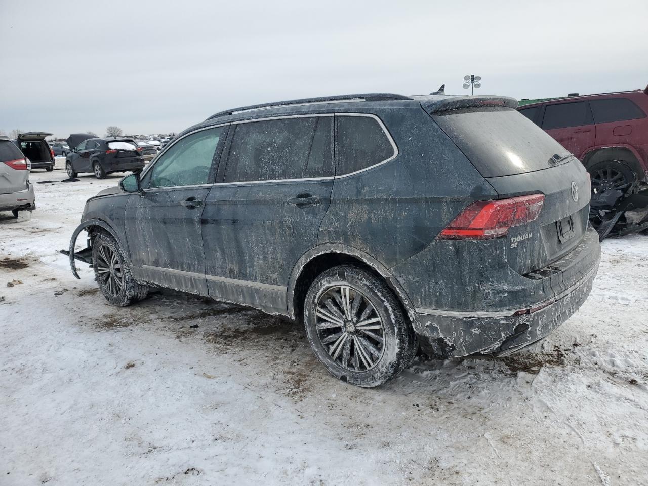 2018 Volkswagen Tiguan VIN 3VV2B7AX7JM036873 Copart auction photo, front end damage thumbnail 2