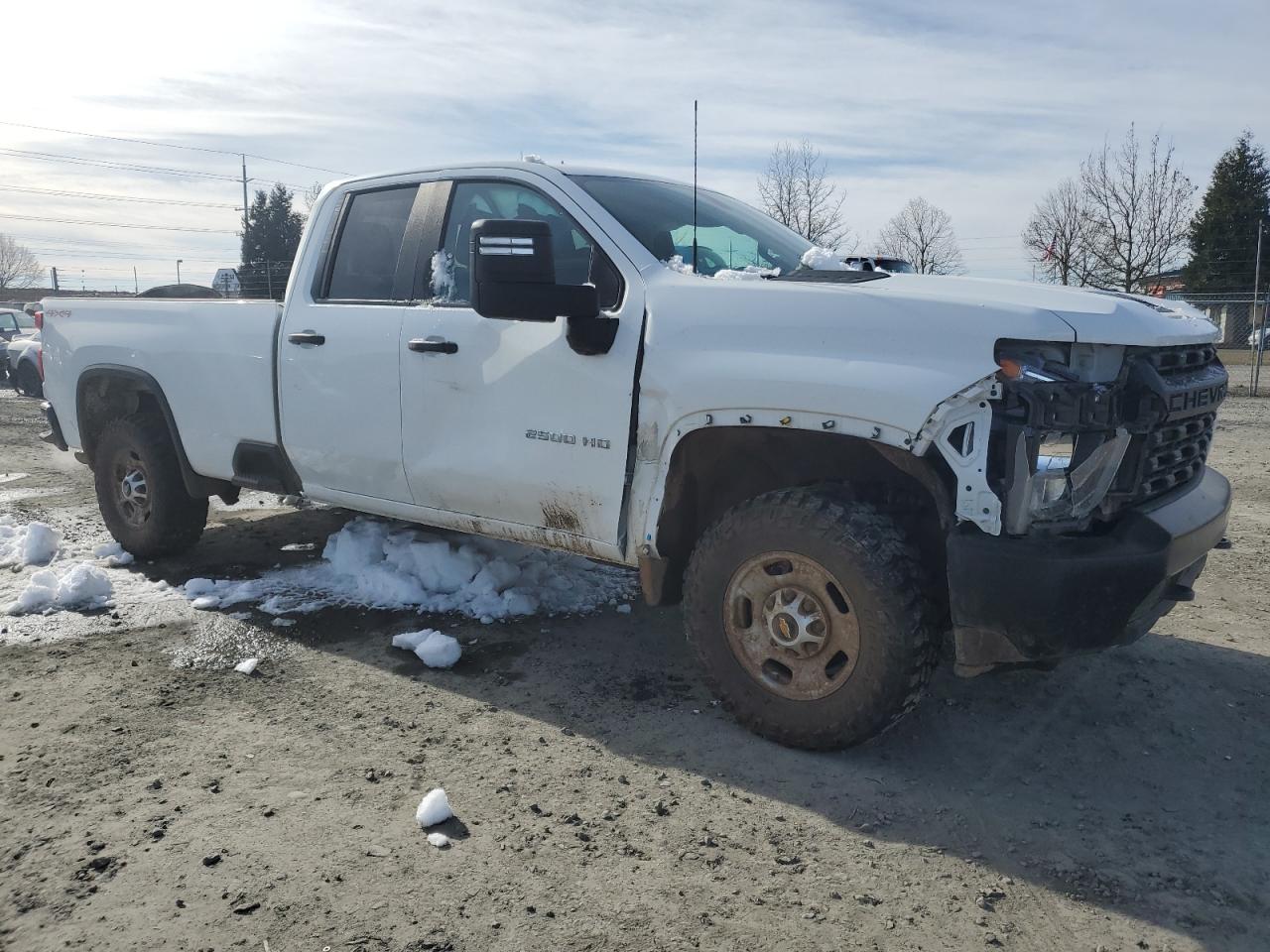 2022 Chevrolet Silverado VIN 1GC5YLE78NF322993 Copart auction photo, front end / side damage thumbnail 4