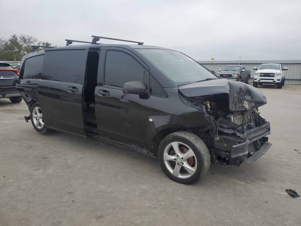 2018 Mercedes-Benz Metris VIN WD3PG3EA7J3386598 Copart auction photo, rear end / side damage thumbnail 4