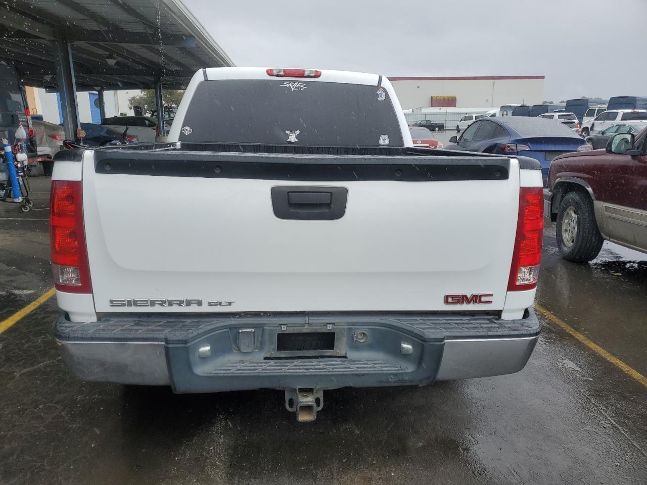 2007 GMC Sierra VIN 2GTEC13J171523744 Copart auction photo, front end damage thumbnail 6